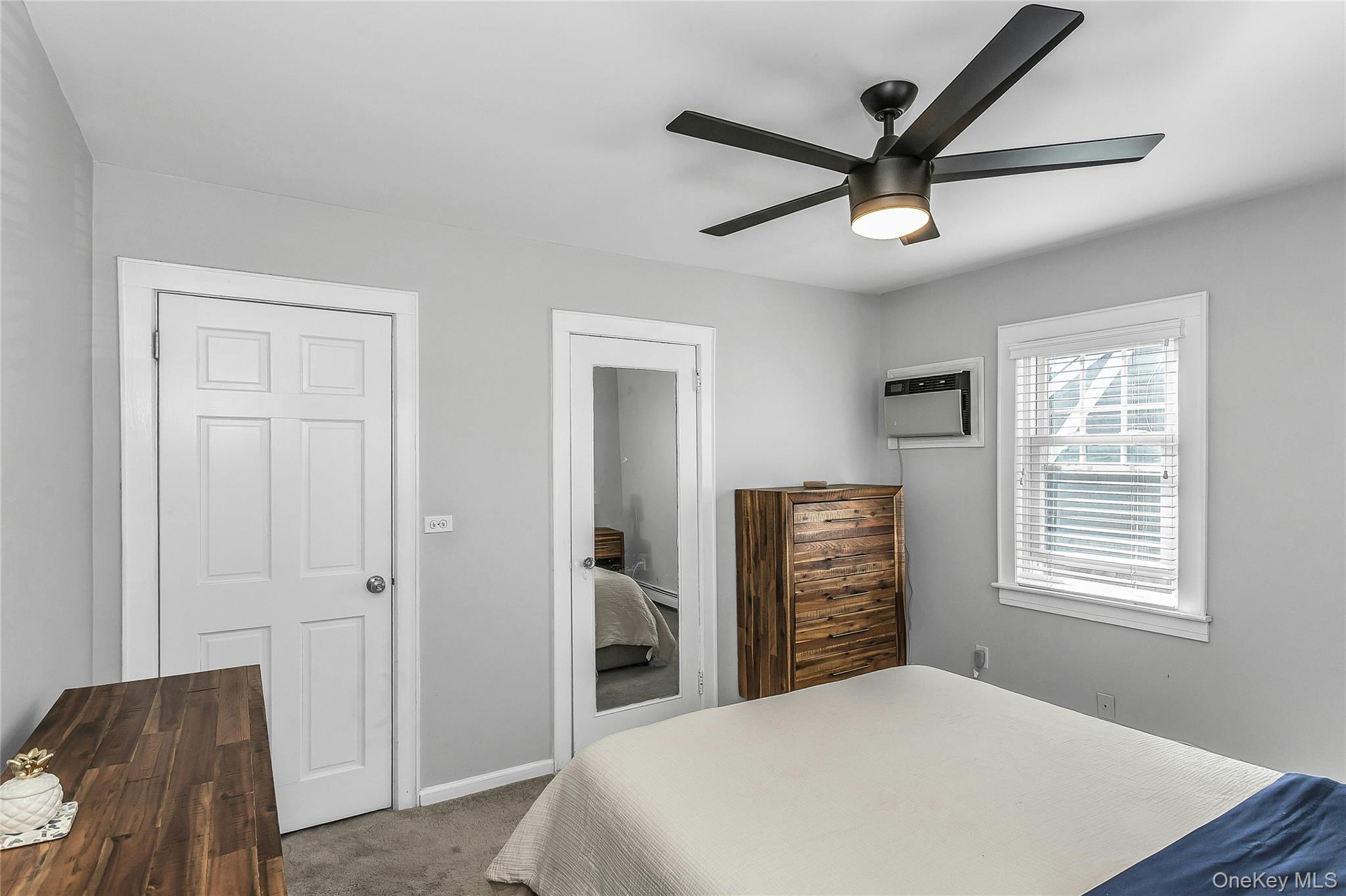 #19 photo, 86 Taft Avenue, Lynbrook , NY 11563