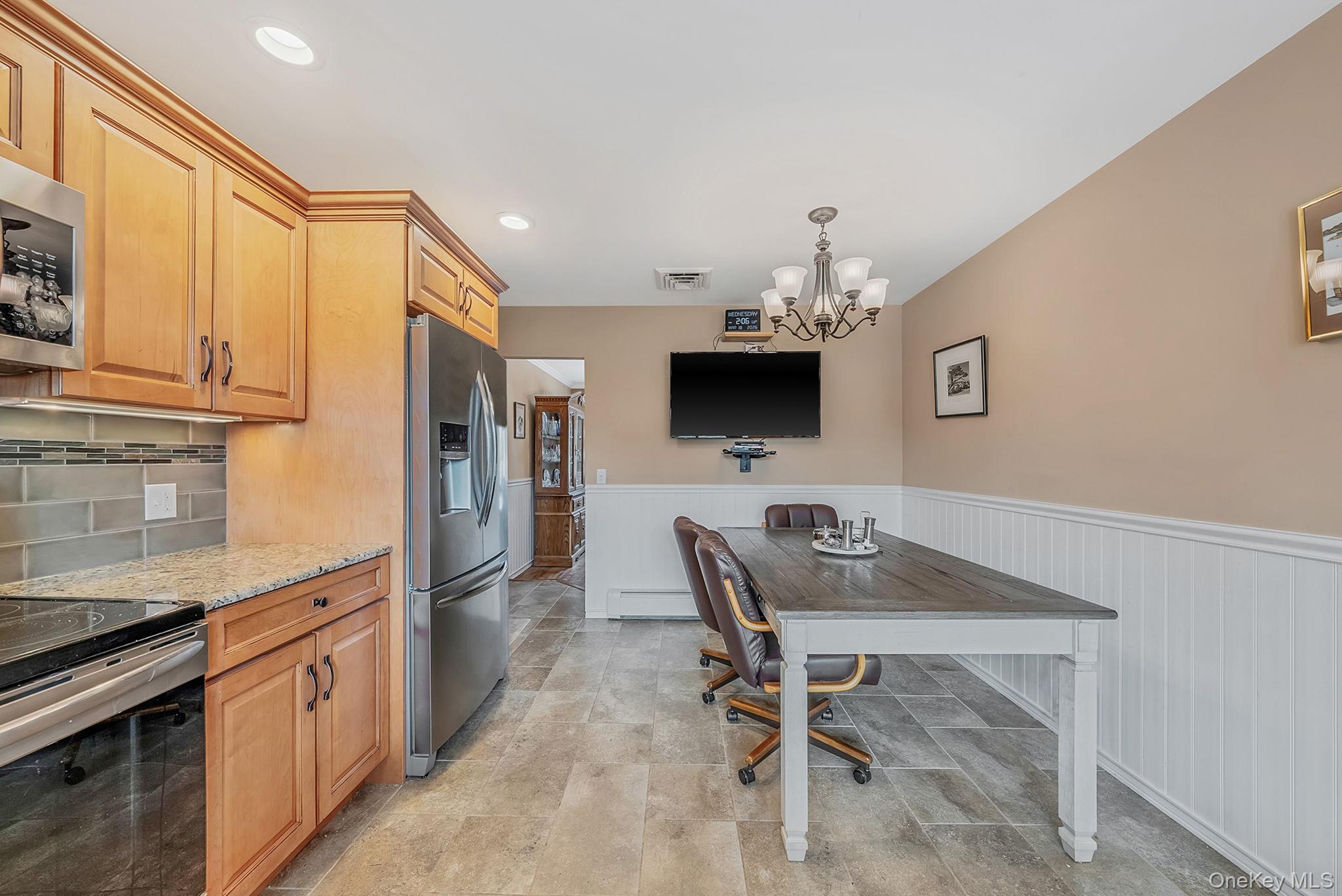 #5 photo, 365 Clay Pitts Road, सफ़ोक काउंटी East Northport , NY 11731