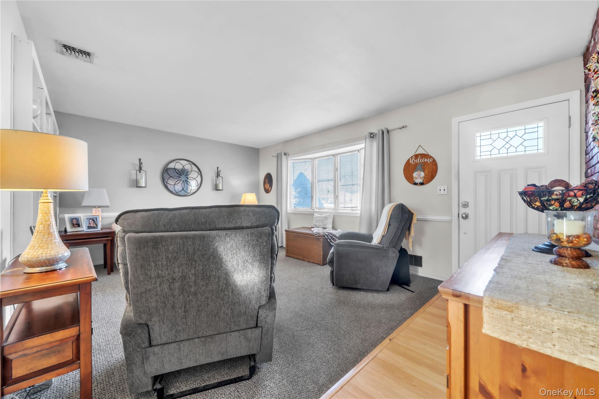 #10 photo, 1408 Saint Louis Avenue, সাফোক কাউন্টি Bay Shore , NY 11706