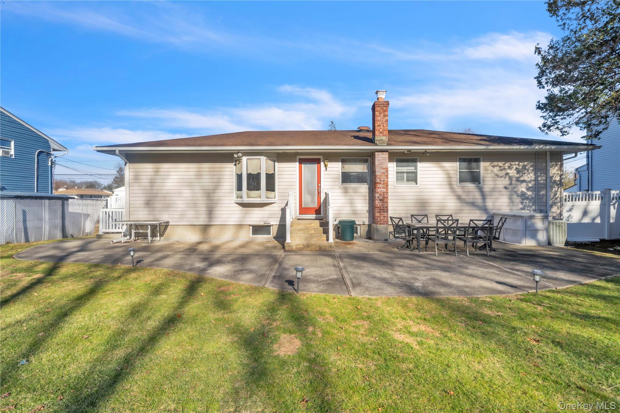 #5 photo, 1408 Saint Louis Avenue, সাফোক কাউন্টি Bay Shore , NY 11706