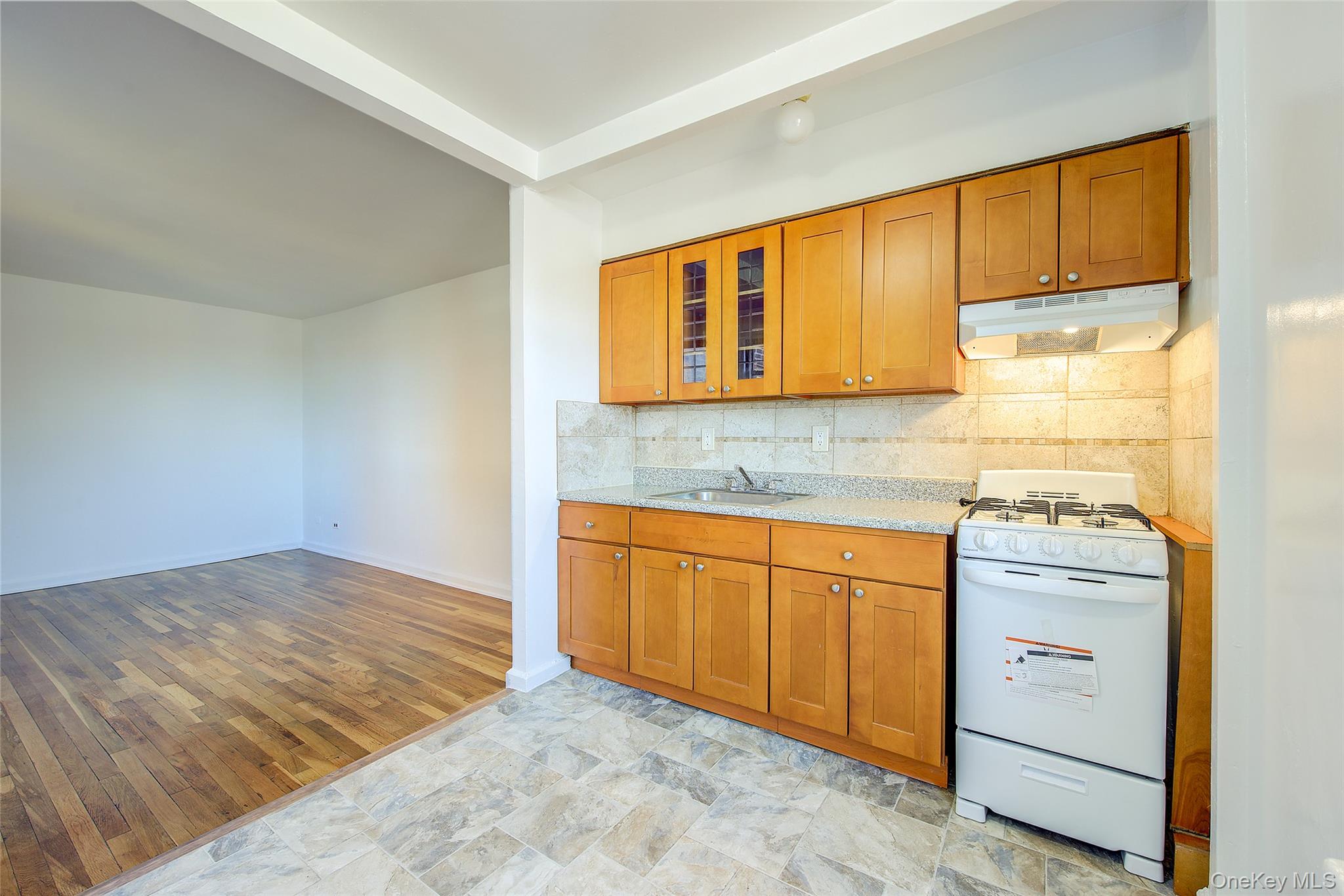 #13 photo, 3727 86th Street, Jackson Heights , NY 11372