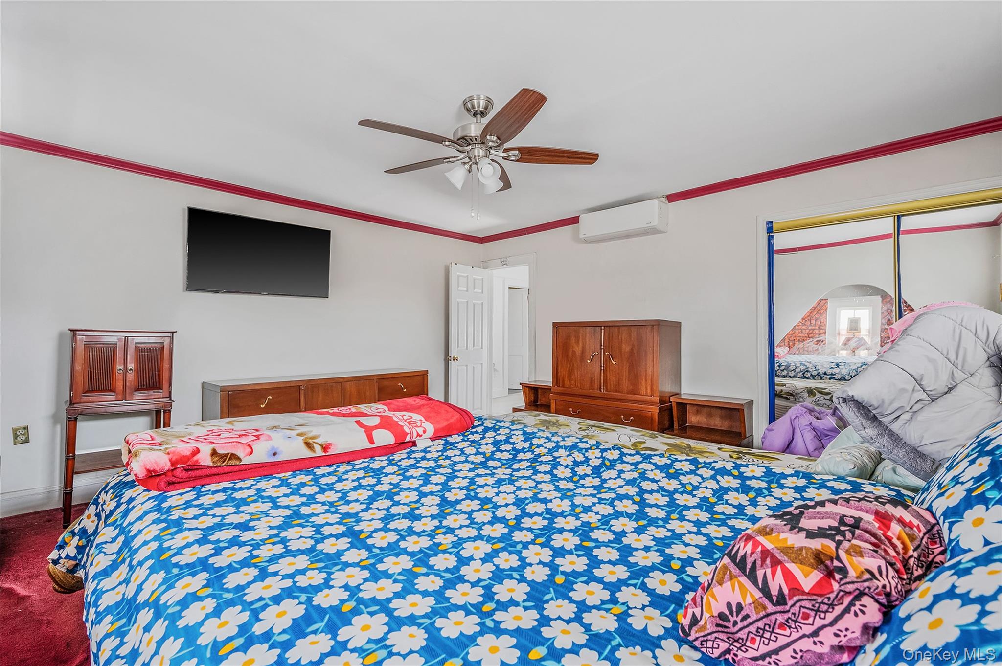 #4 photo, 175 Rockaway Parkway, Valley Stream , NY 11580