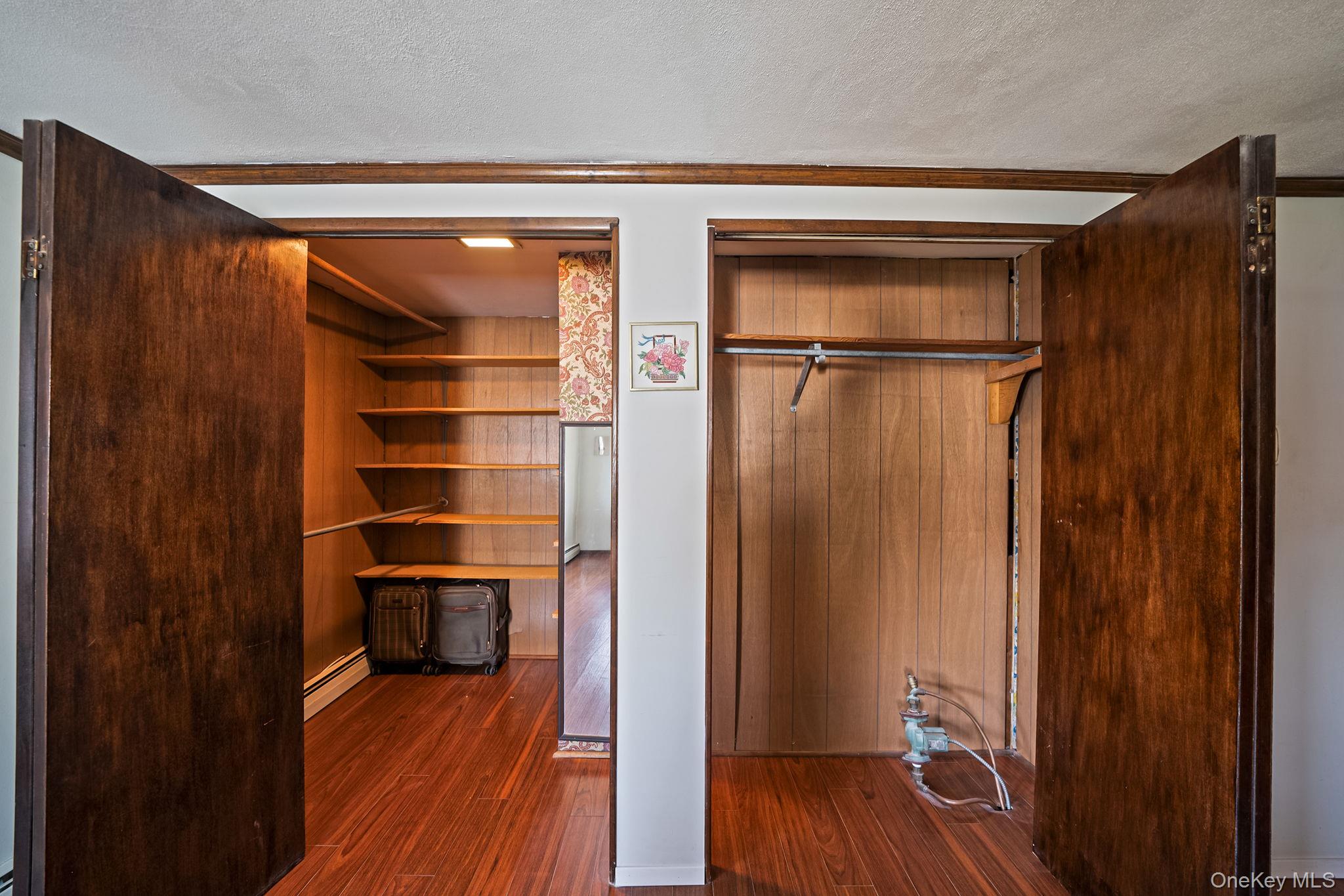 #20 photo, 7 Woodpecker Lane, Levittown , NY 11756