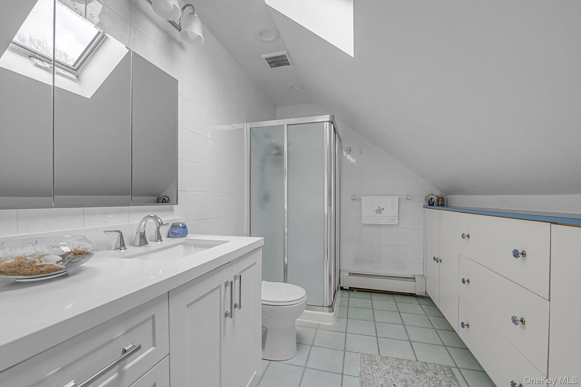 #19 photo, 19 Birchwood Drive, সাফোক কাউন্টি South Huntington , NY 11746