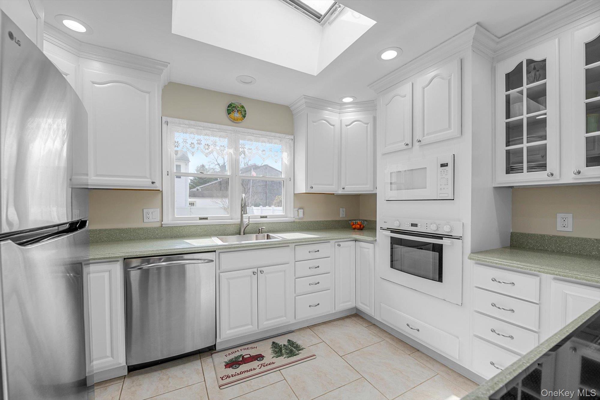 #7 photo, 19 Birchwood Drive, সাফোক কাউন্টি South Huntington , NY 11746