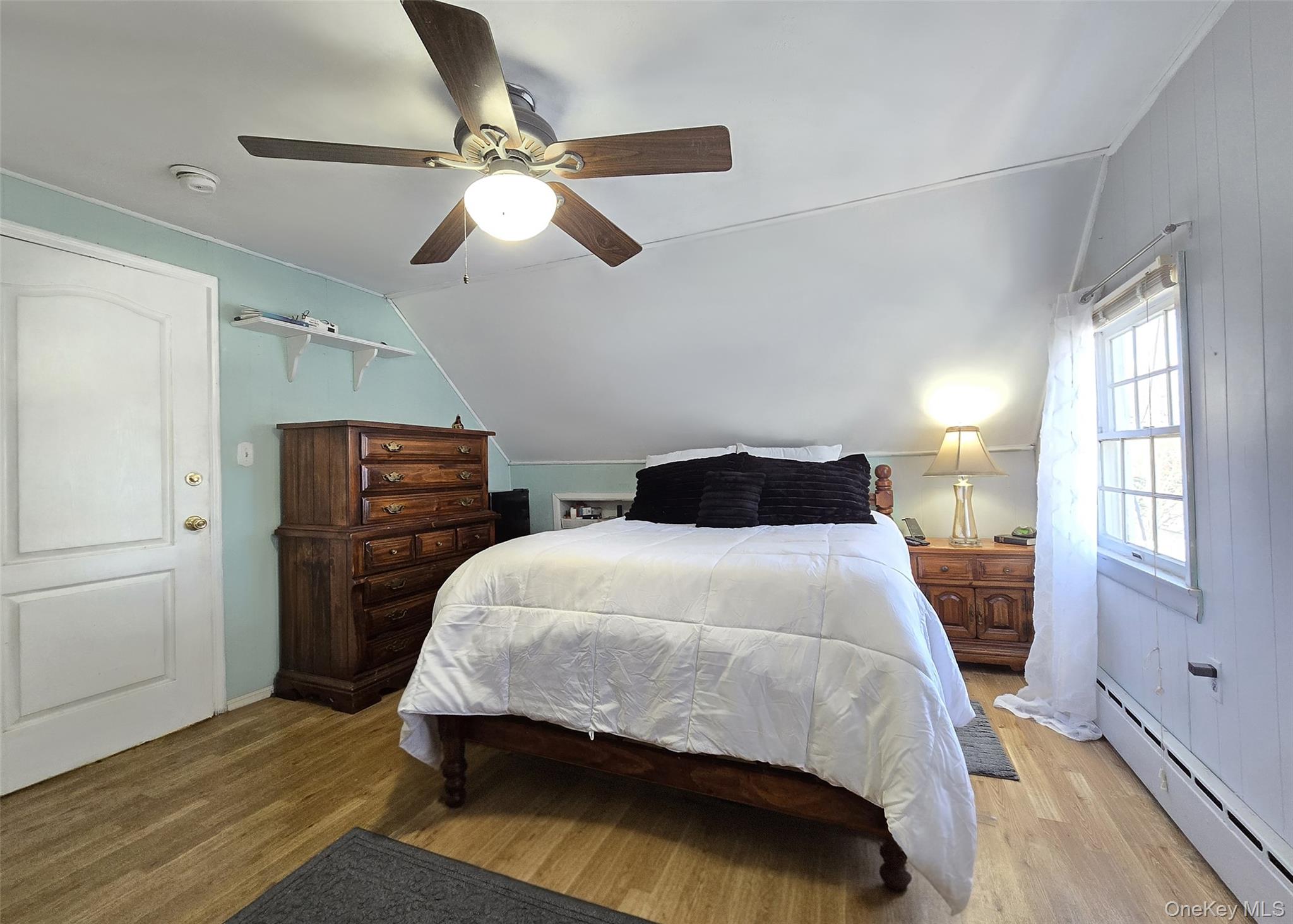 #12 photo, 5 South Lane, Levittown , NY 11756