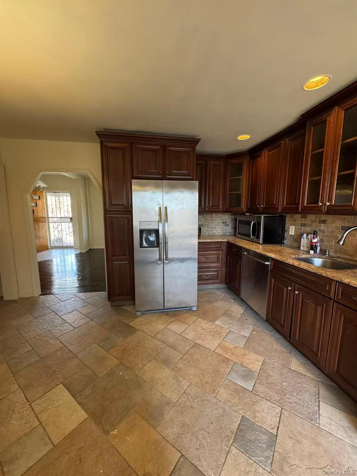 #4 photo, 52-16 69th Place, Maspeth , NY 11378