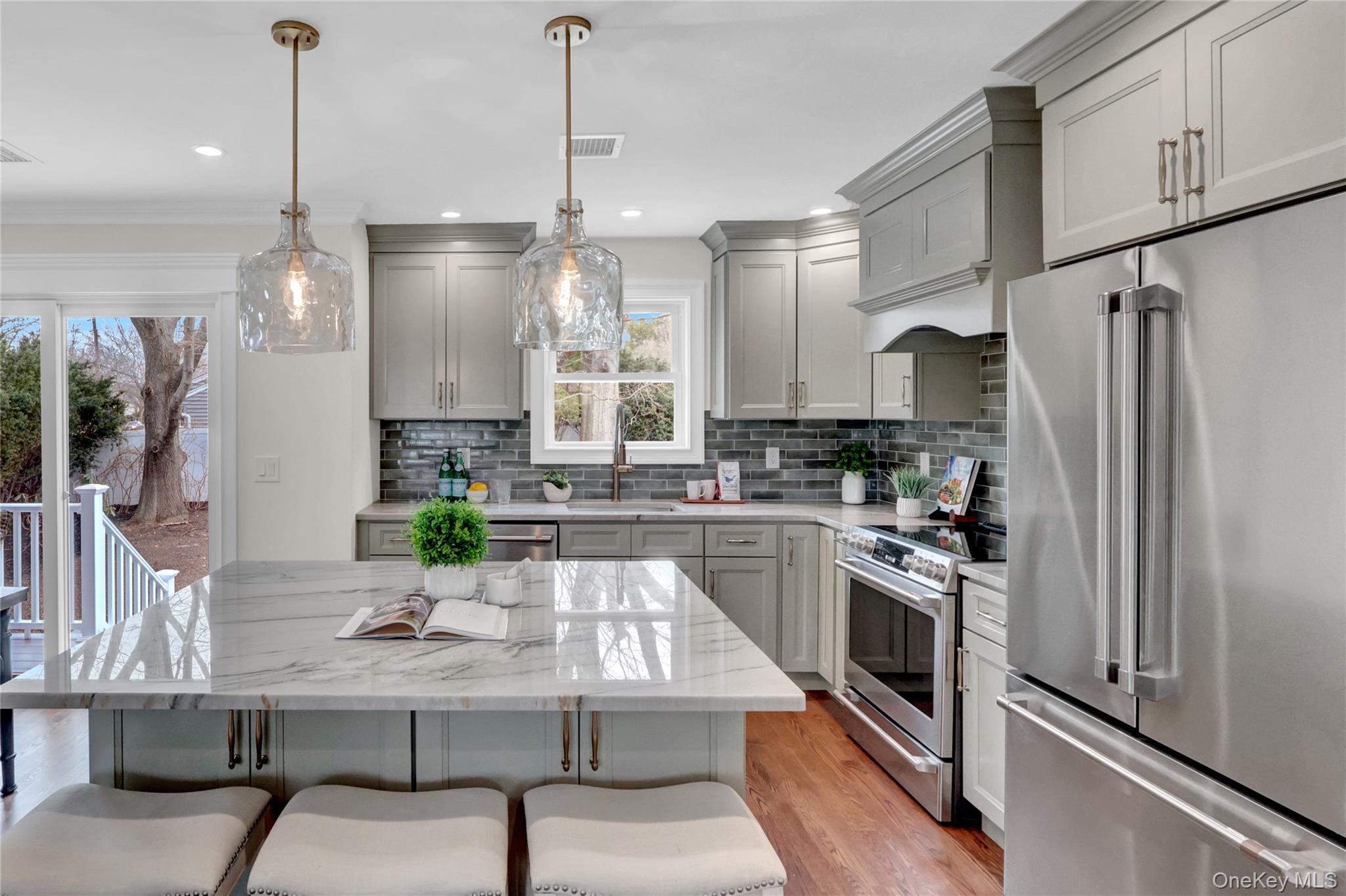 #14 photo, 10 Poet Lane, সাফোক কাউন্টি Greenlawn , NY 11740