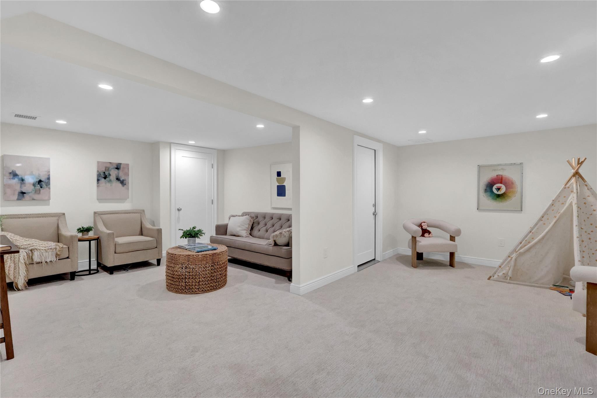 #19 photo, 10 Poet Lane, সাফোক কাউন্টি Greenlawn , NY 11740