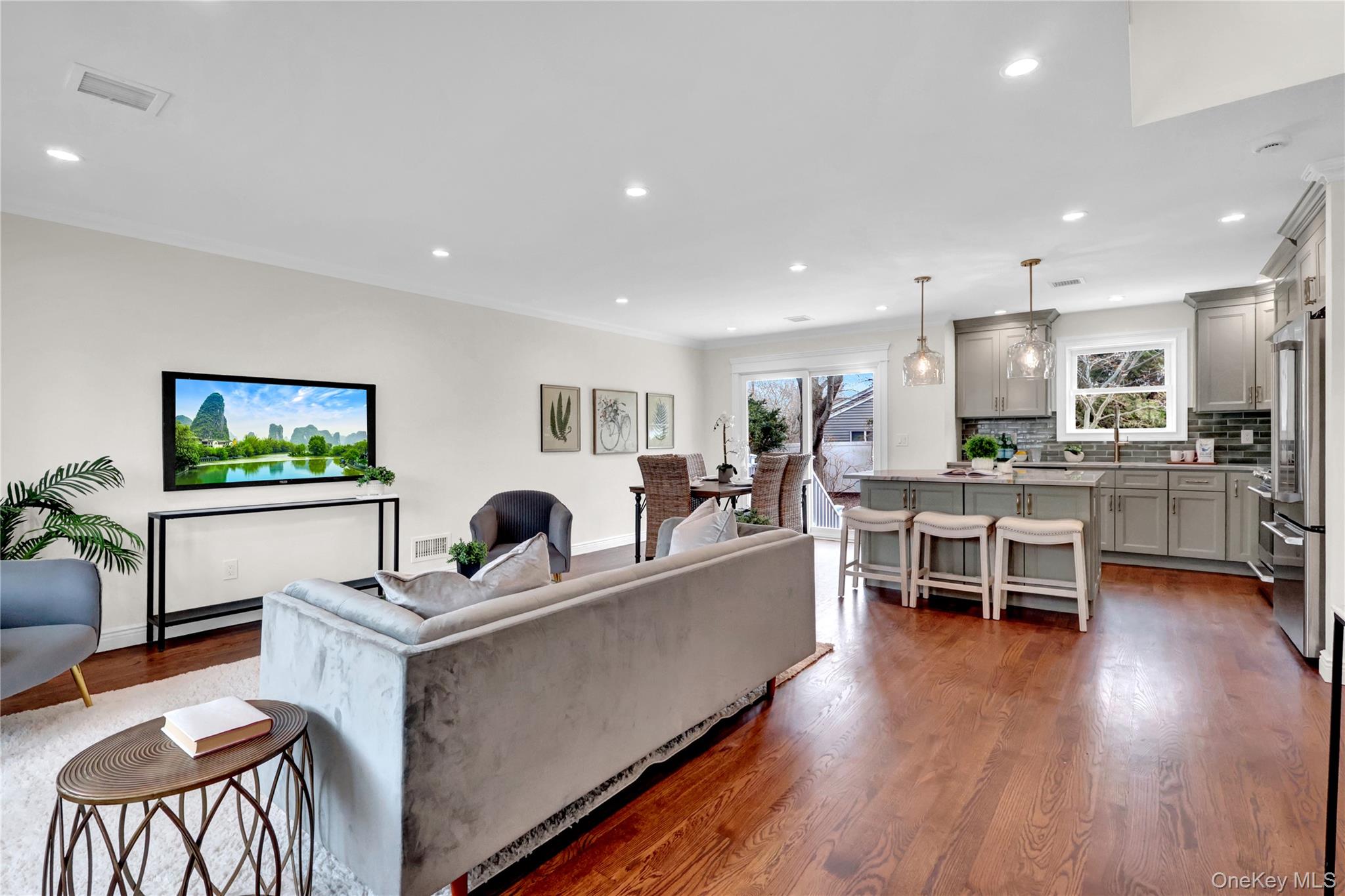 #6 photo, 10 Poet Lane, সাফোক কাউন্টি Greenlawn , NY 11740