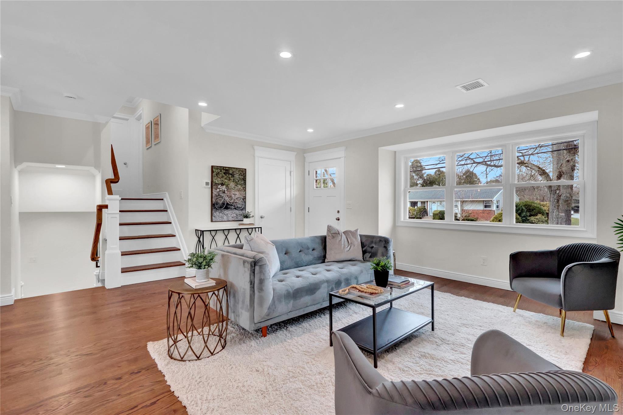 #9 photo, 10 Poet Lane, সাফোক কাউন্টি Greenlawn , NY 11740