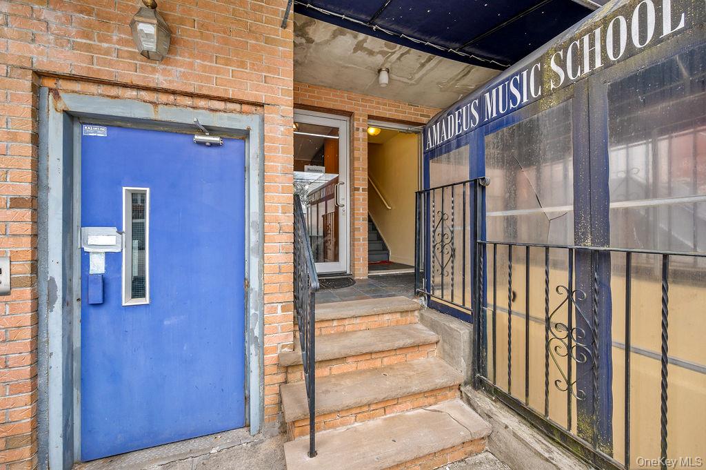 #6 photo, 43-07 162 Street, Flushing , NY 11358