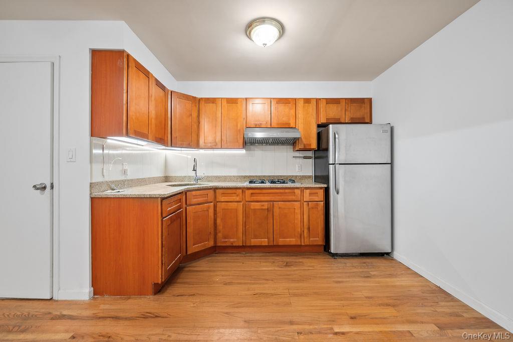 #9 photo, 43-07 162 Street, Flushing , NY 11358