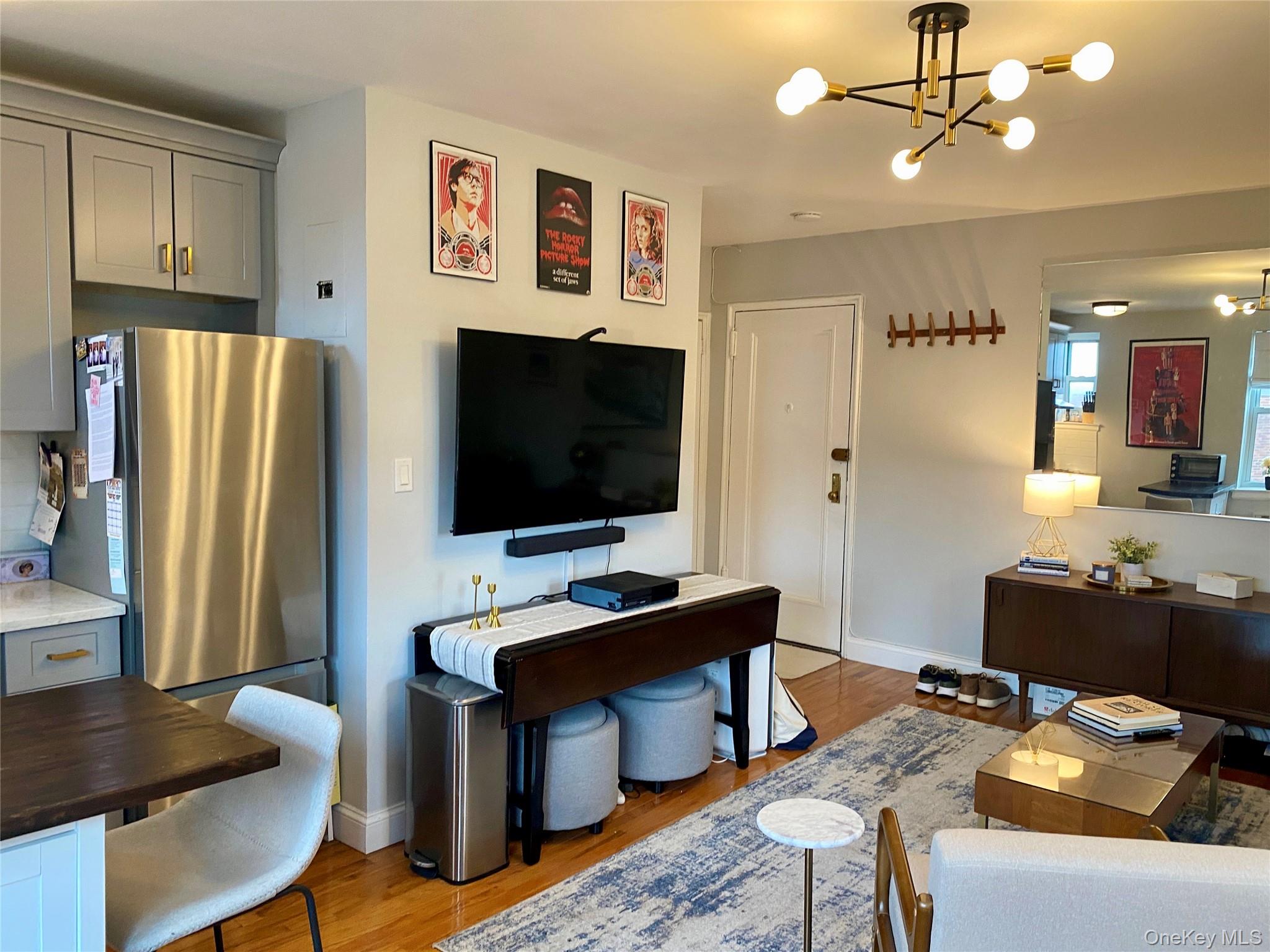 #4 photo, 22 Mulford Place, Hempstead , NY 11550