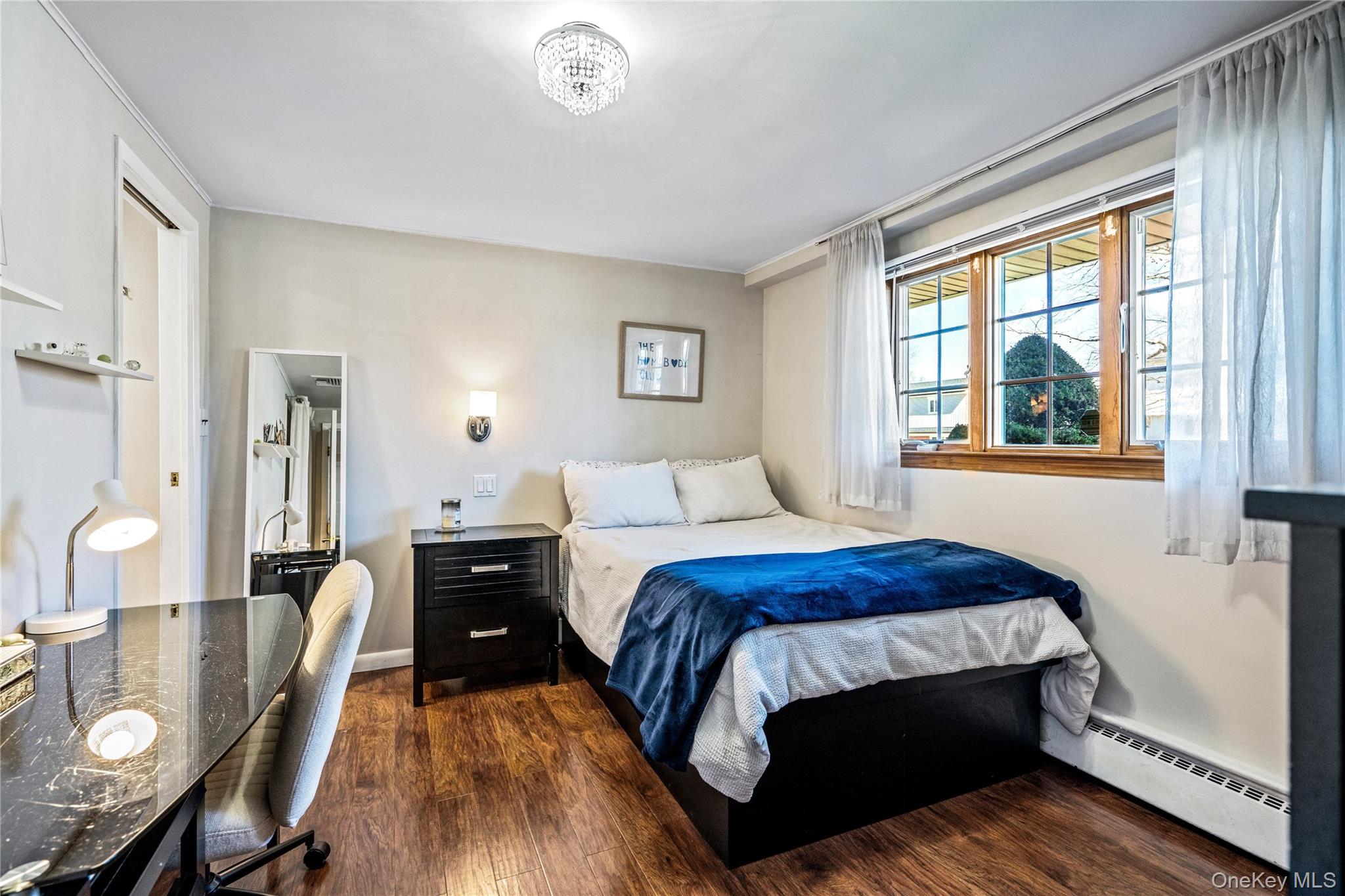 #12 photo, 5 Martin Lane, নাসাউ কাউন্টি Old Bethpage , NY 11804