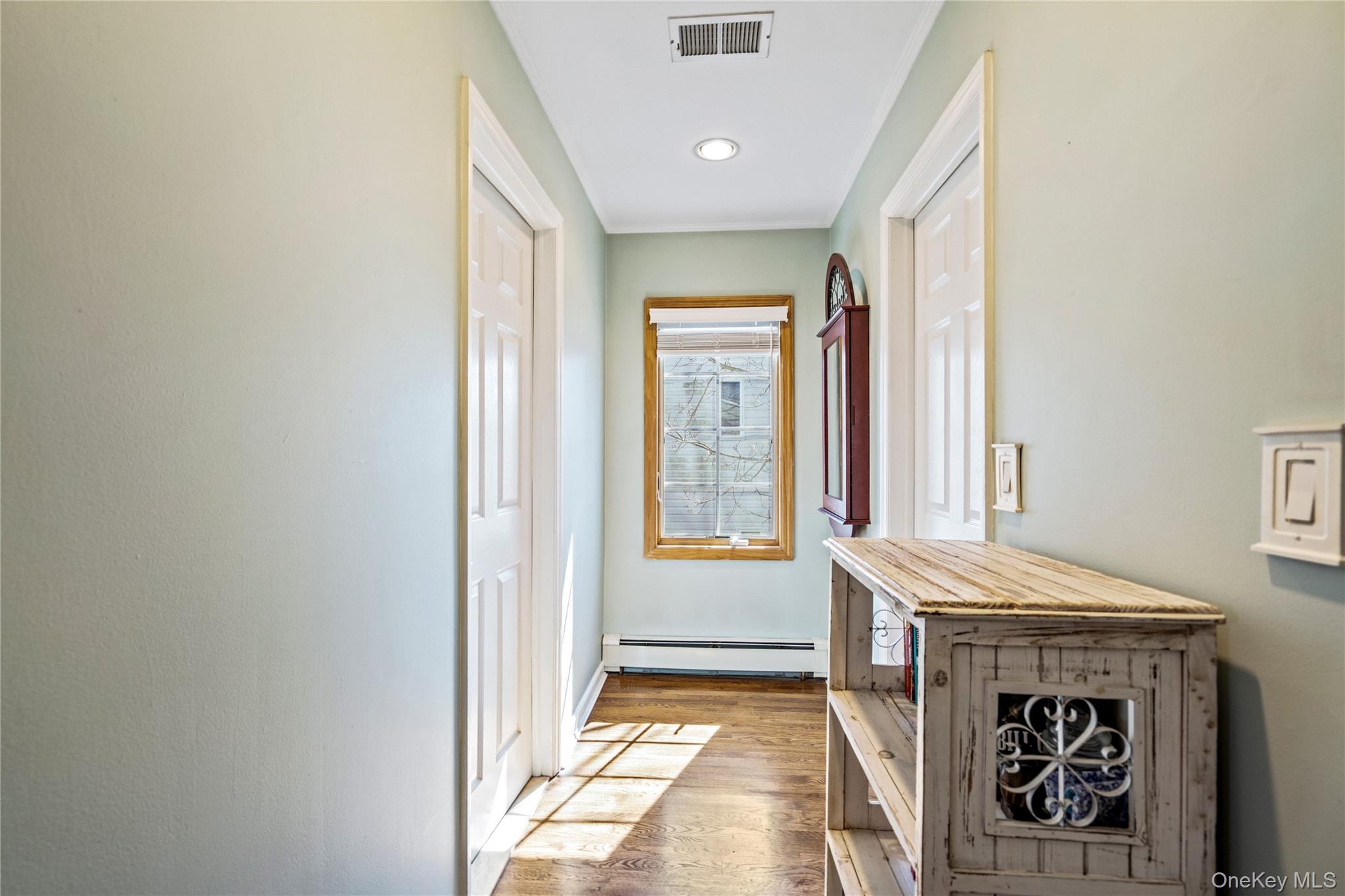 #16 photo, 5 Martin Lane, নাসাউ কাউন্টি Old Bethpage , NY 11804