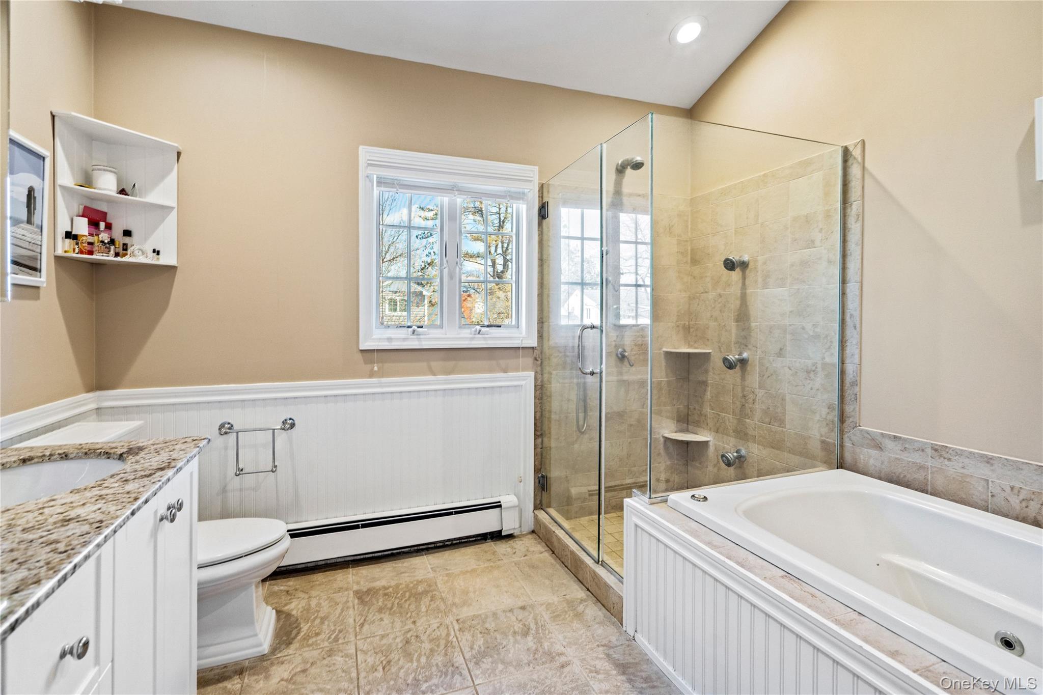 #18 photo, 5 Martin Lane, নাসাউ কাউন্টি Old Bethpage , NY 11804