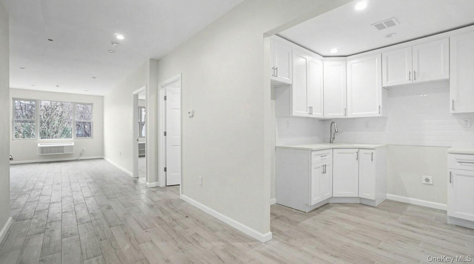 #8 photo, 500 Van Nest, Bronx , NY 10460