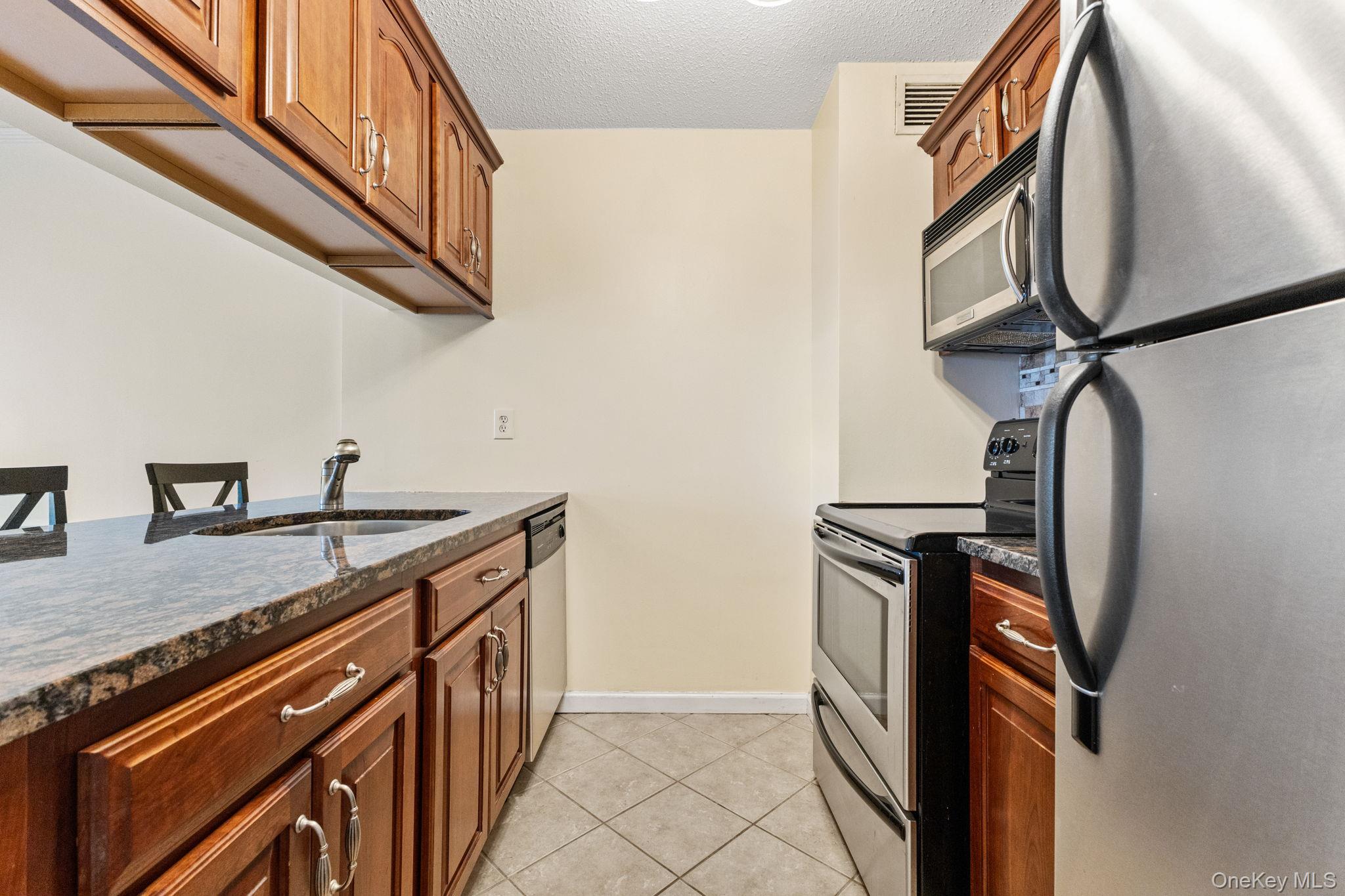 #5 photo, 25 Rockledge Avenue, White Plains , NY 10601