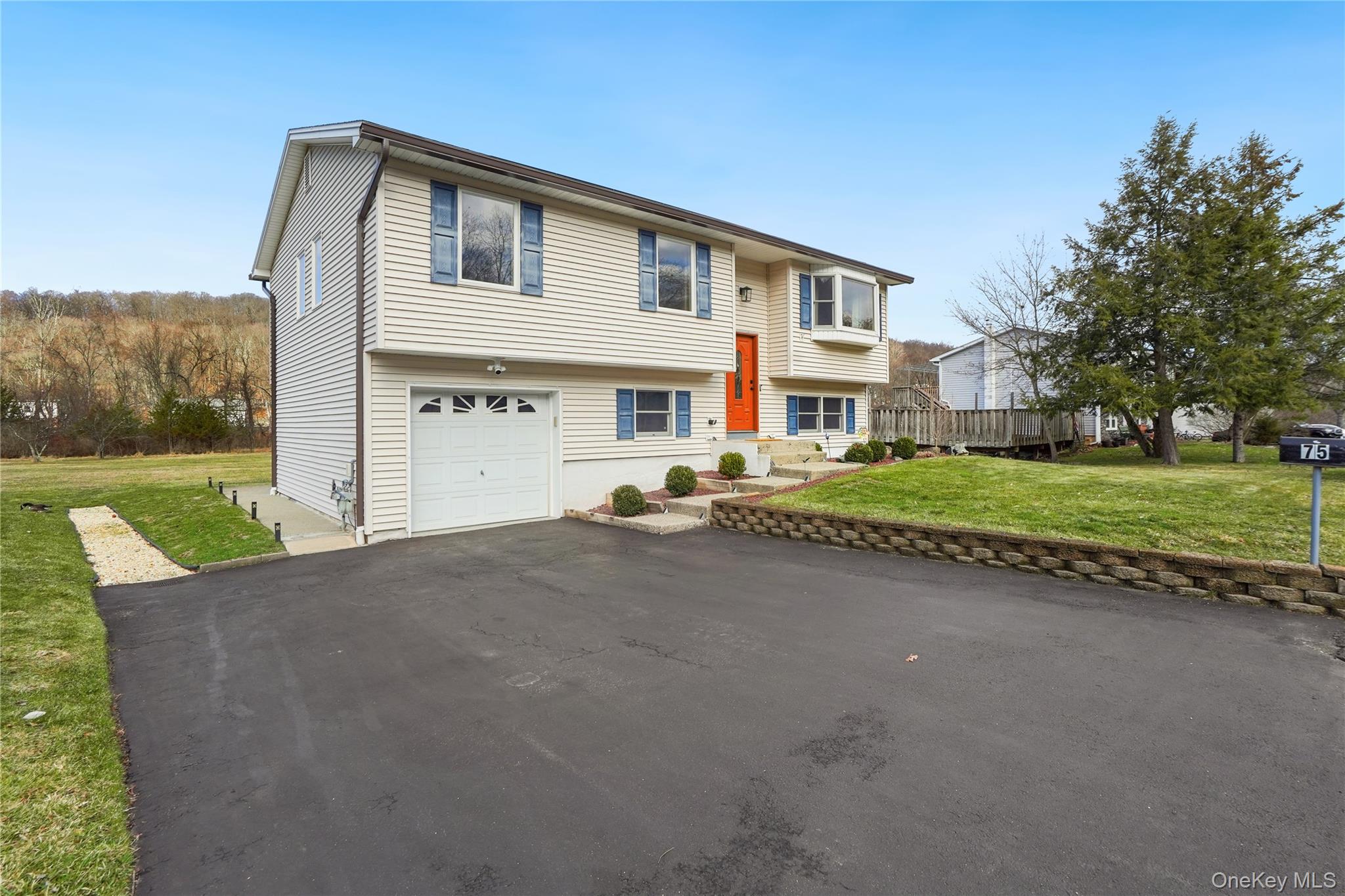 #1 photo, 75 Lincoln Street, Sloatsburg , NY 10974