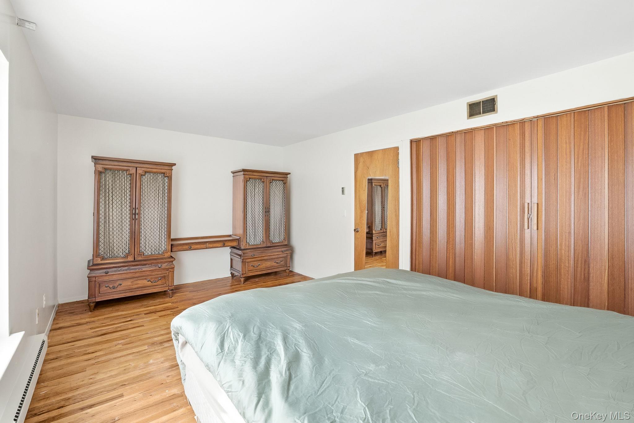 #18 photo, 412 N Broadway, Yonkers , NY 10701