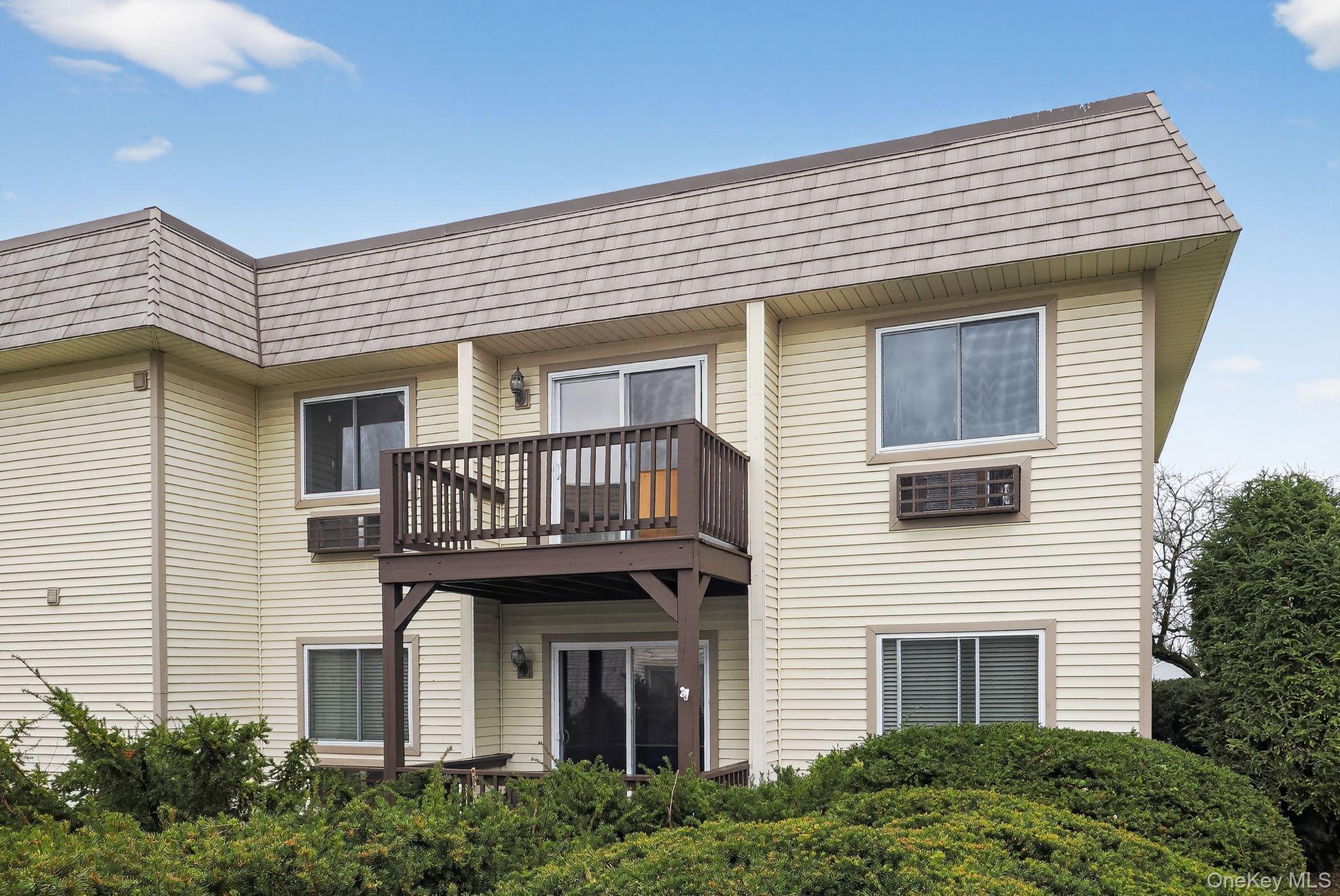 #1 photo, 25 Village Park Drive, Fishkill , NY 12524