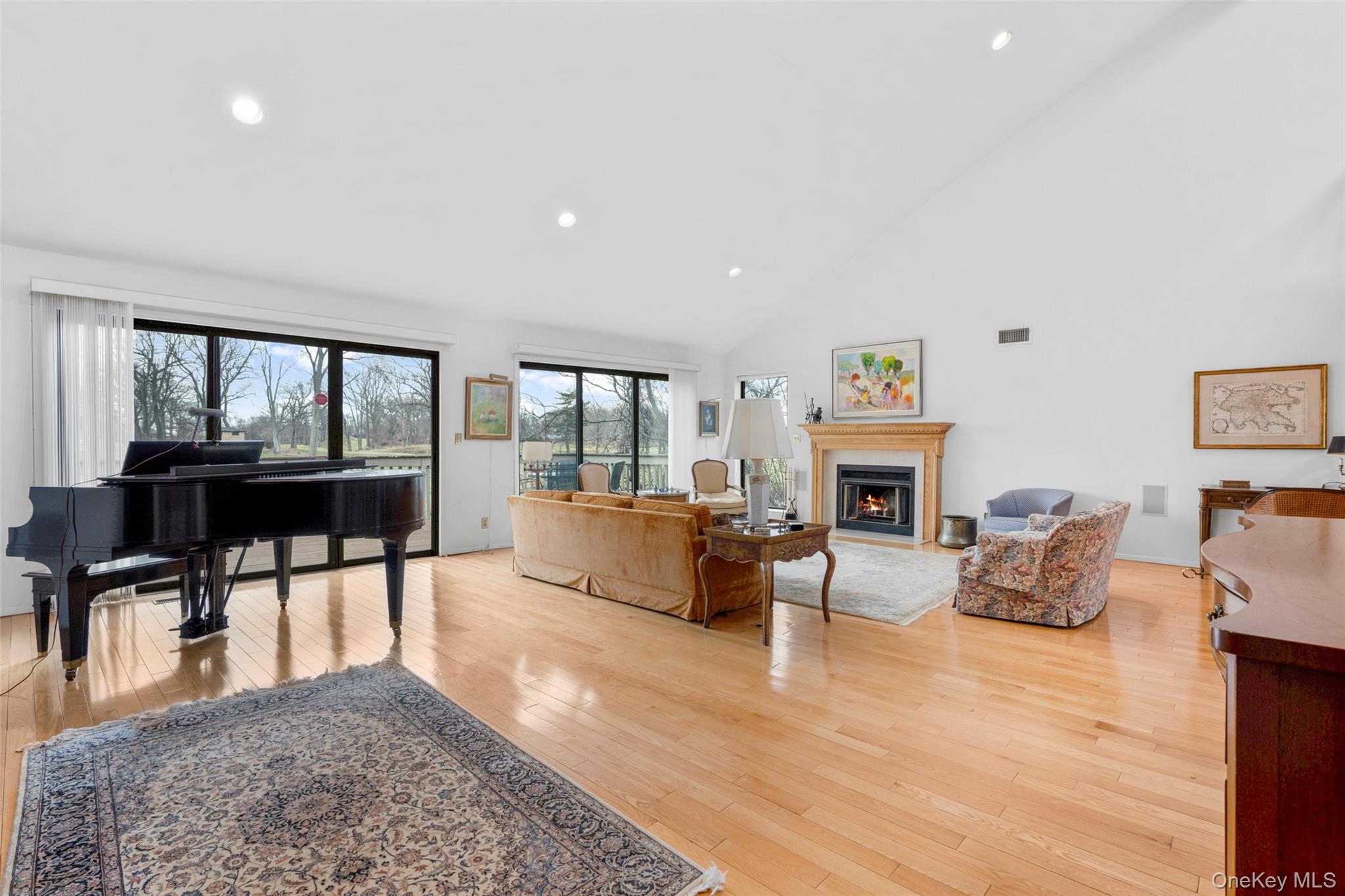 #8 photo, 601 Fairway Green, Mamaroneck , NY 10543