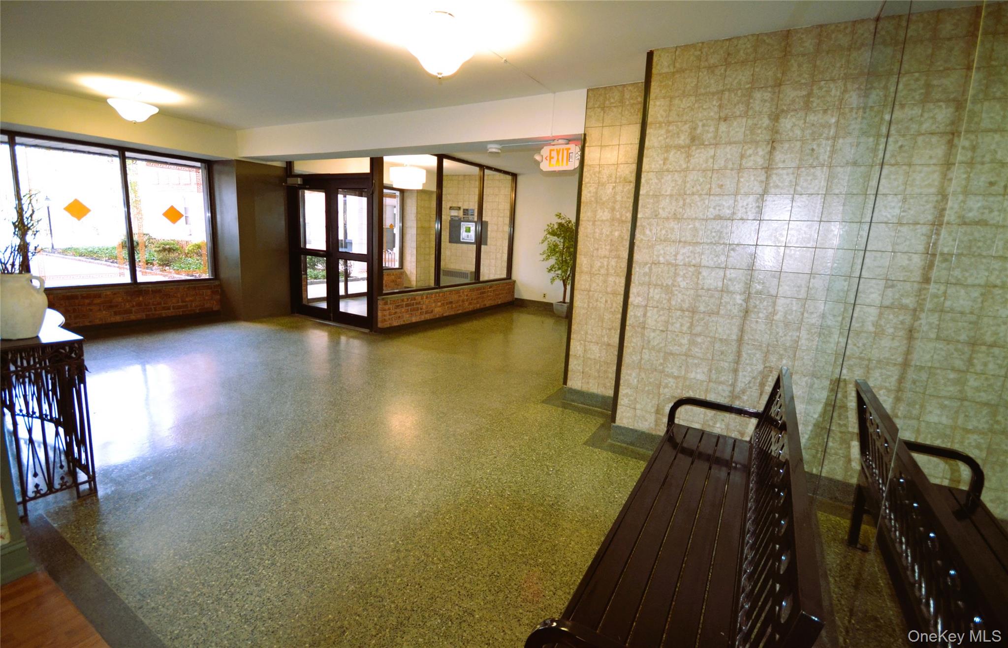 #3 photo, 247 Parkview Avenue, Bronxville , NY 10708