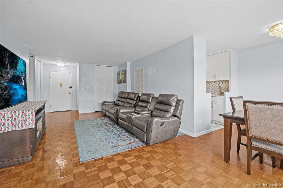 #4 photo, 555 Kappock Street, Bronx , NY 10463