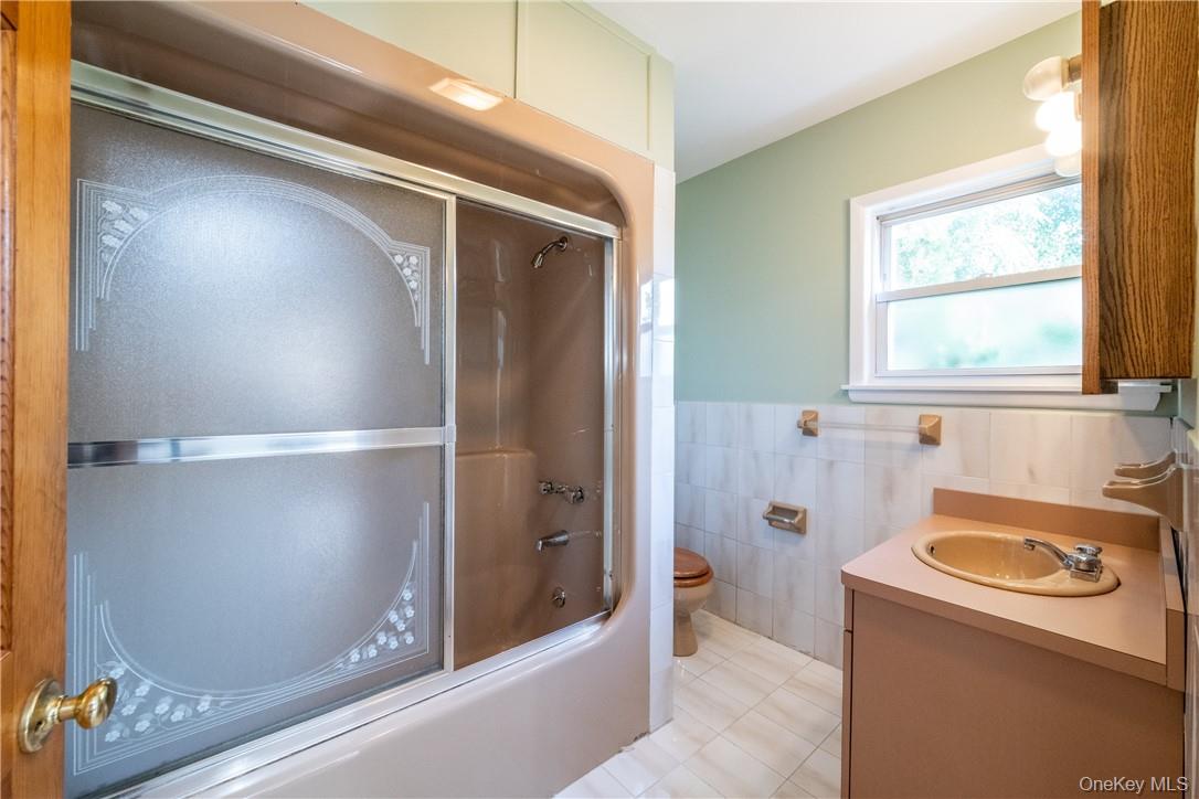 #17 photo, 274 Lockwood Avenue, New Rochelle , NY 10801