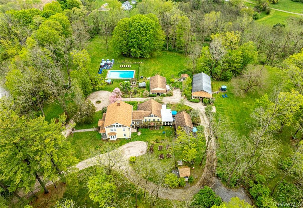 #2 photo, 18 Stagecoach Lane, Amenia , NY 12501