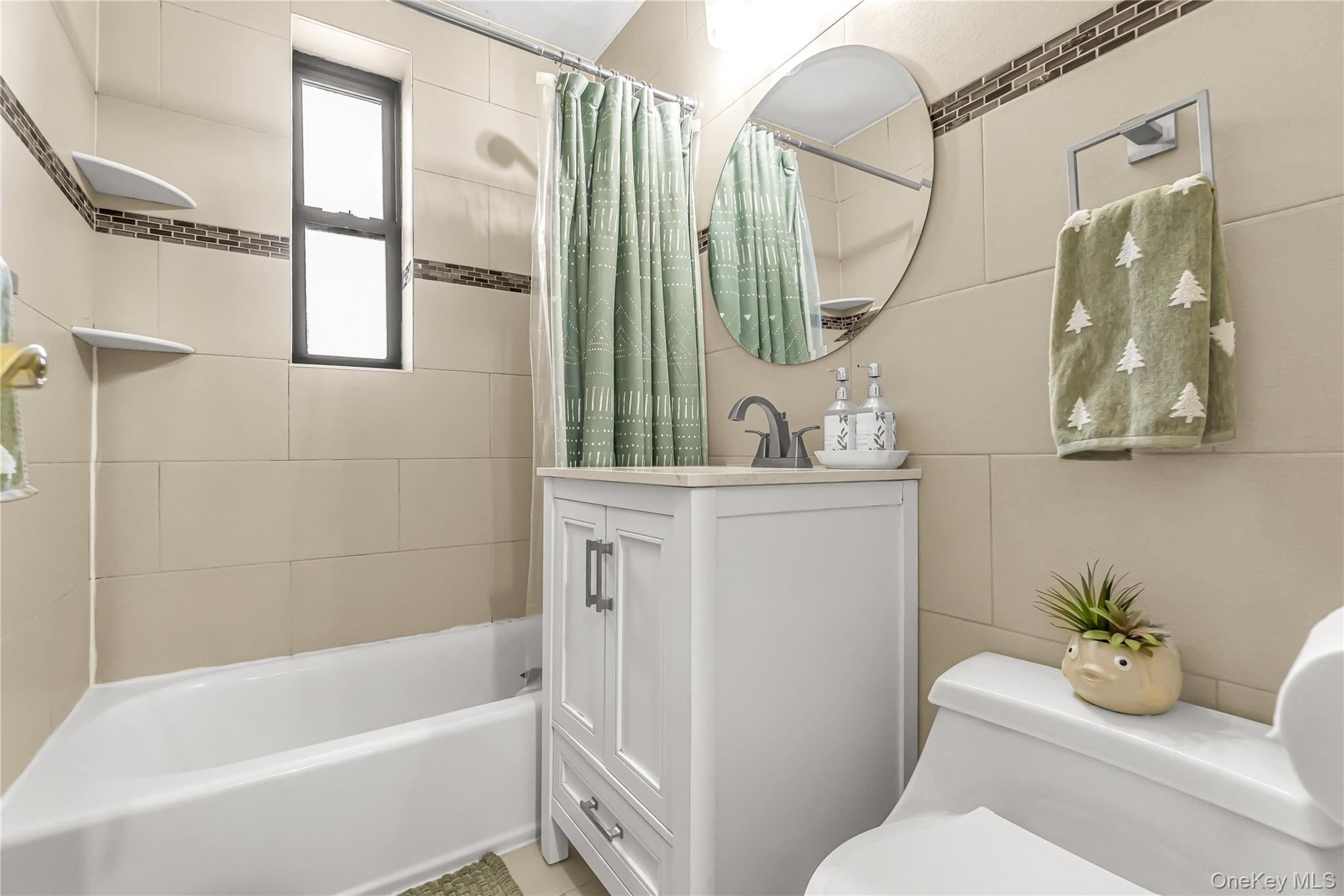 #14 photo, 3 Remsen Road, Yonkers , NY 10710