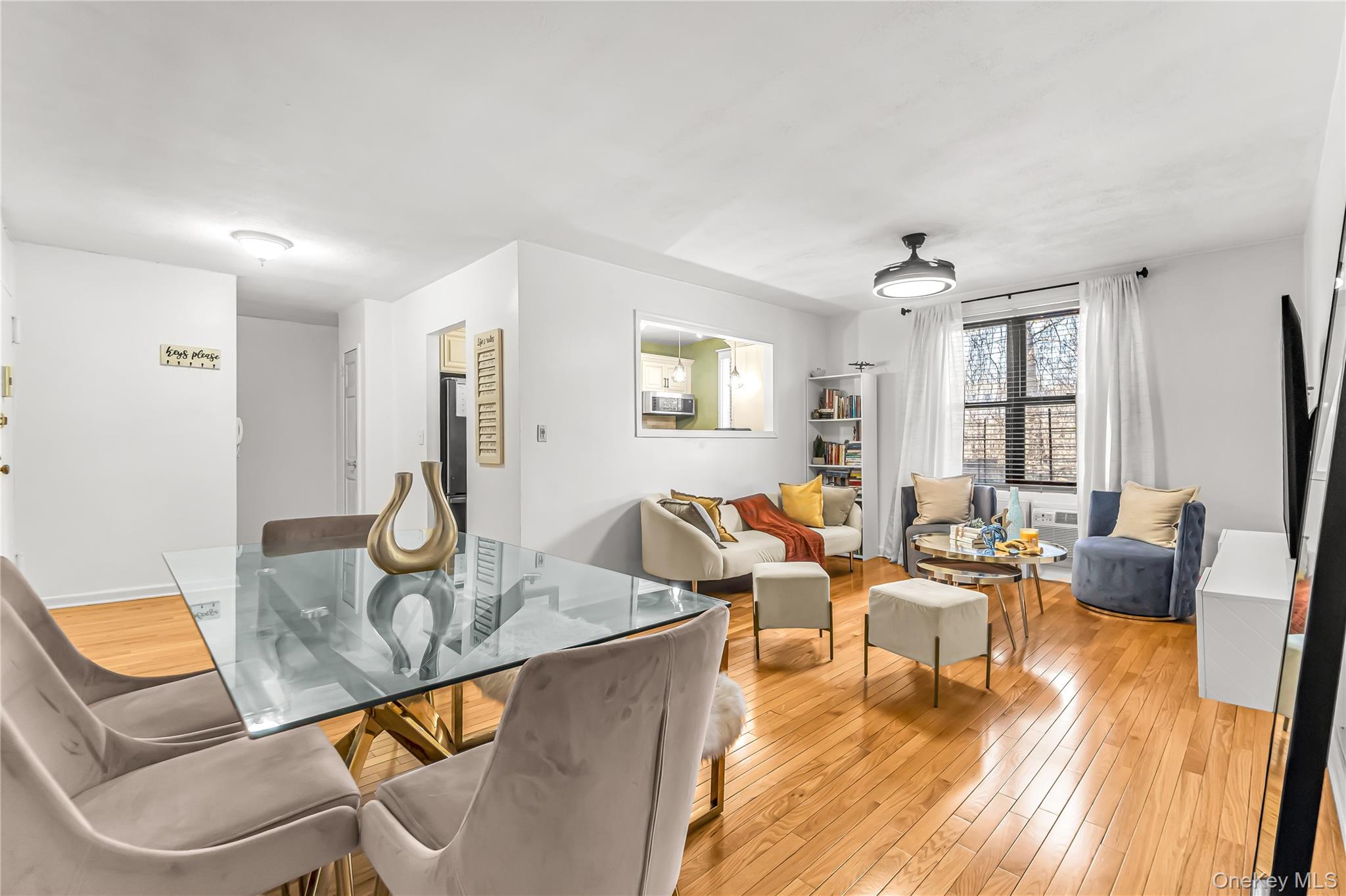 #4 photo, 3 Remsen Road, Yonkers , NY 10710