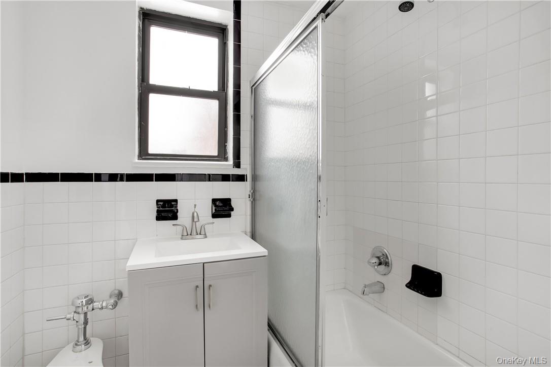 #10 photo, 254 Martine Avenue, White Plains , NY 10601