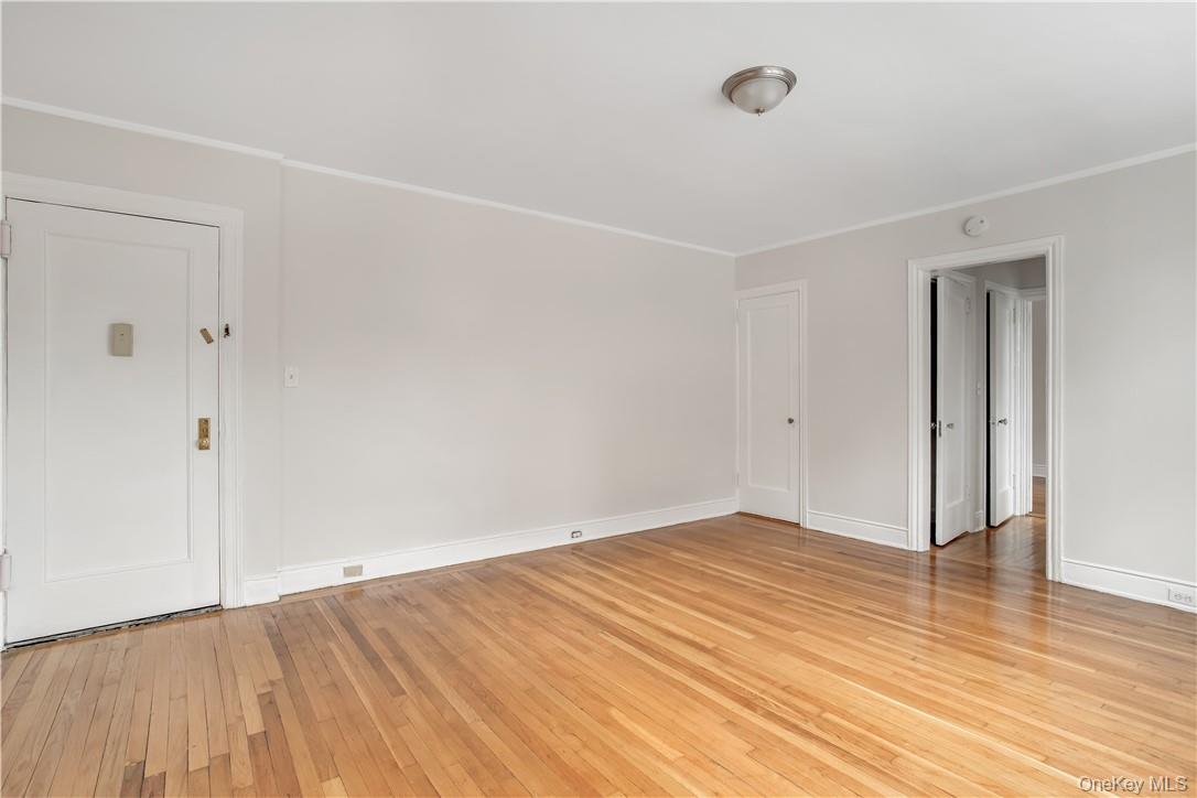 #2 photo, 254 Martine Avenue, White Plains , NY 10601