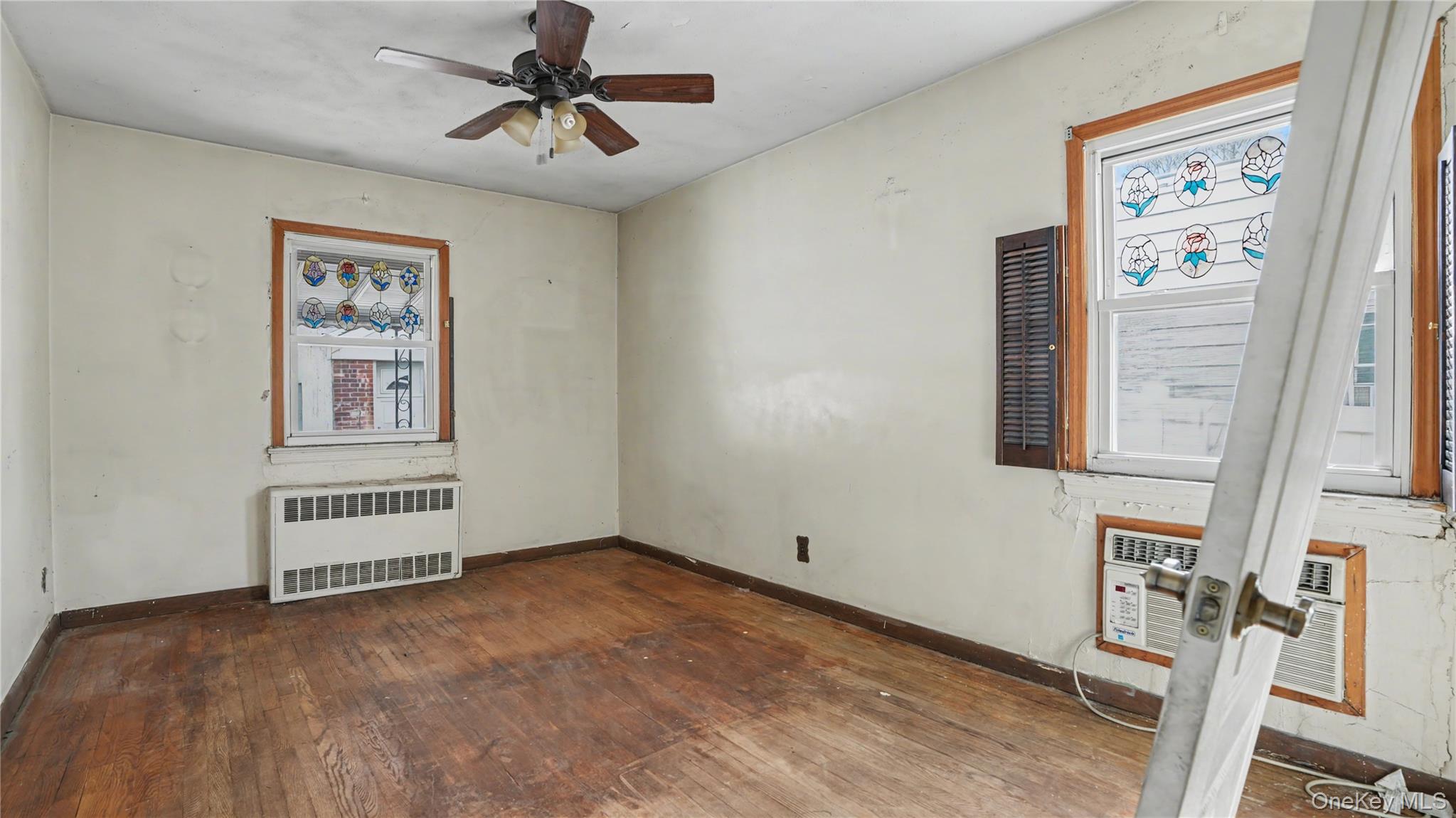 #8 photo, 5353 61st Street, Maspeth , NY 11378