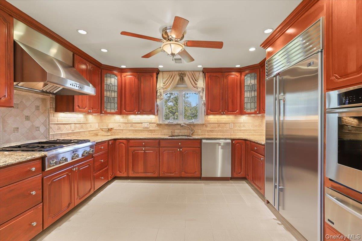 #13 photo, 7 Greystone Circle, ব্রঙ্কস Bronxville , NY 10708