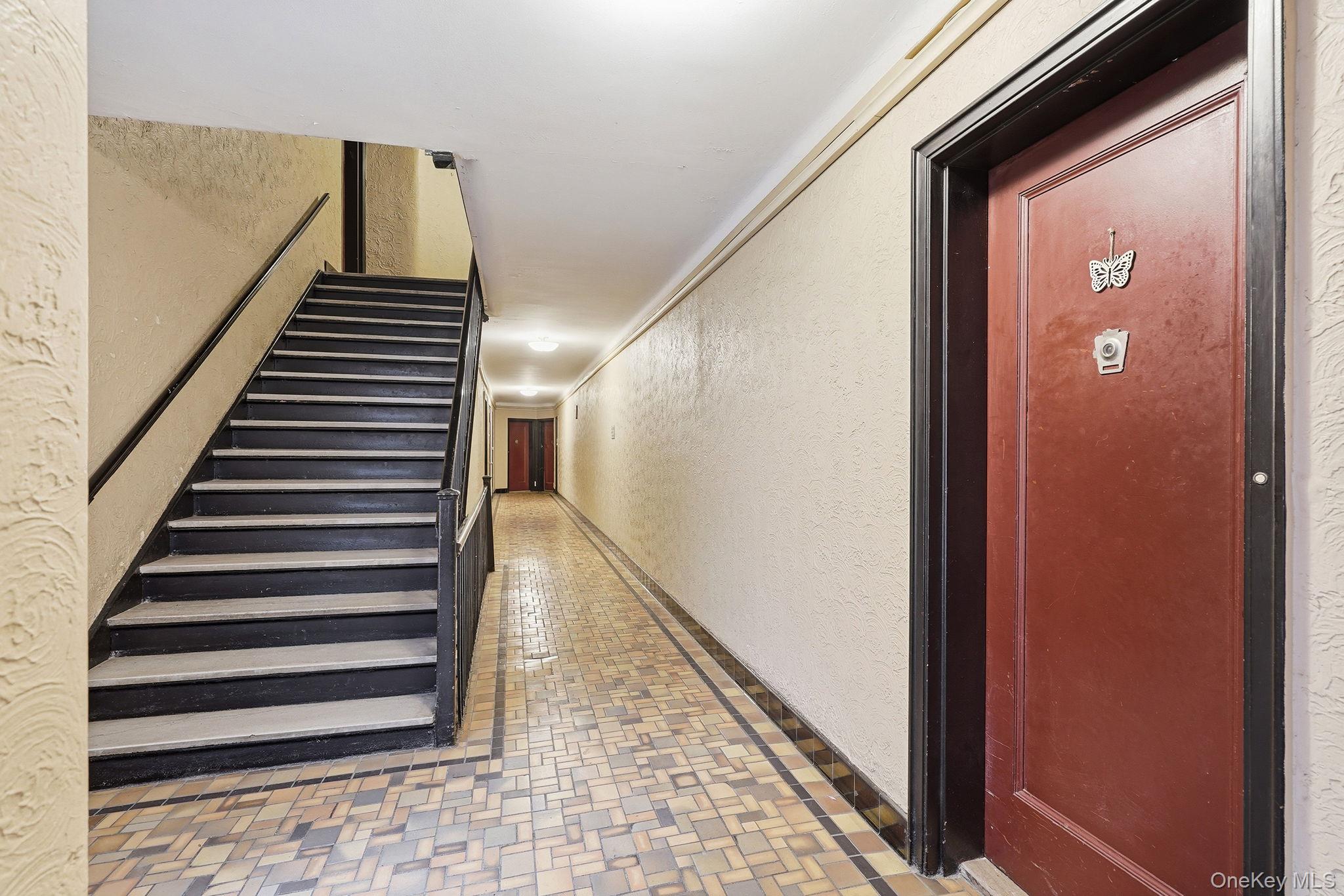 #19 photo, 601 Pelham Parkway, Bronx , NY 10467