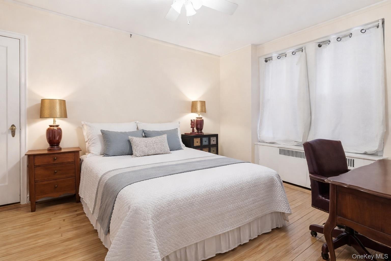 #5 photo, 601 Pelham Parkway, Bronx , NY 10467