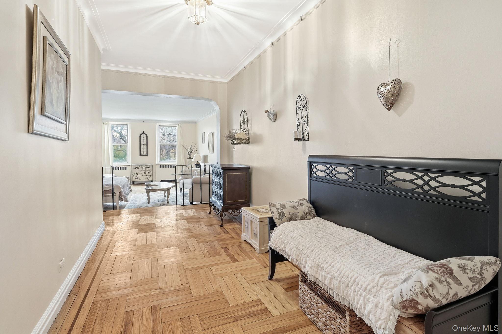 #8 photo, 601 Pelham Parkway, Bronx , NY 10467