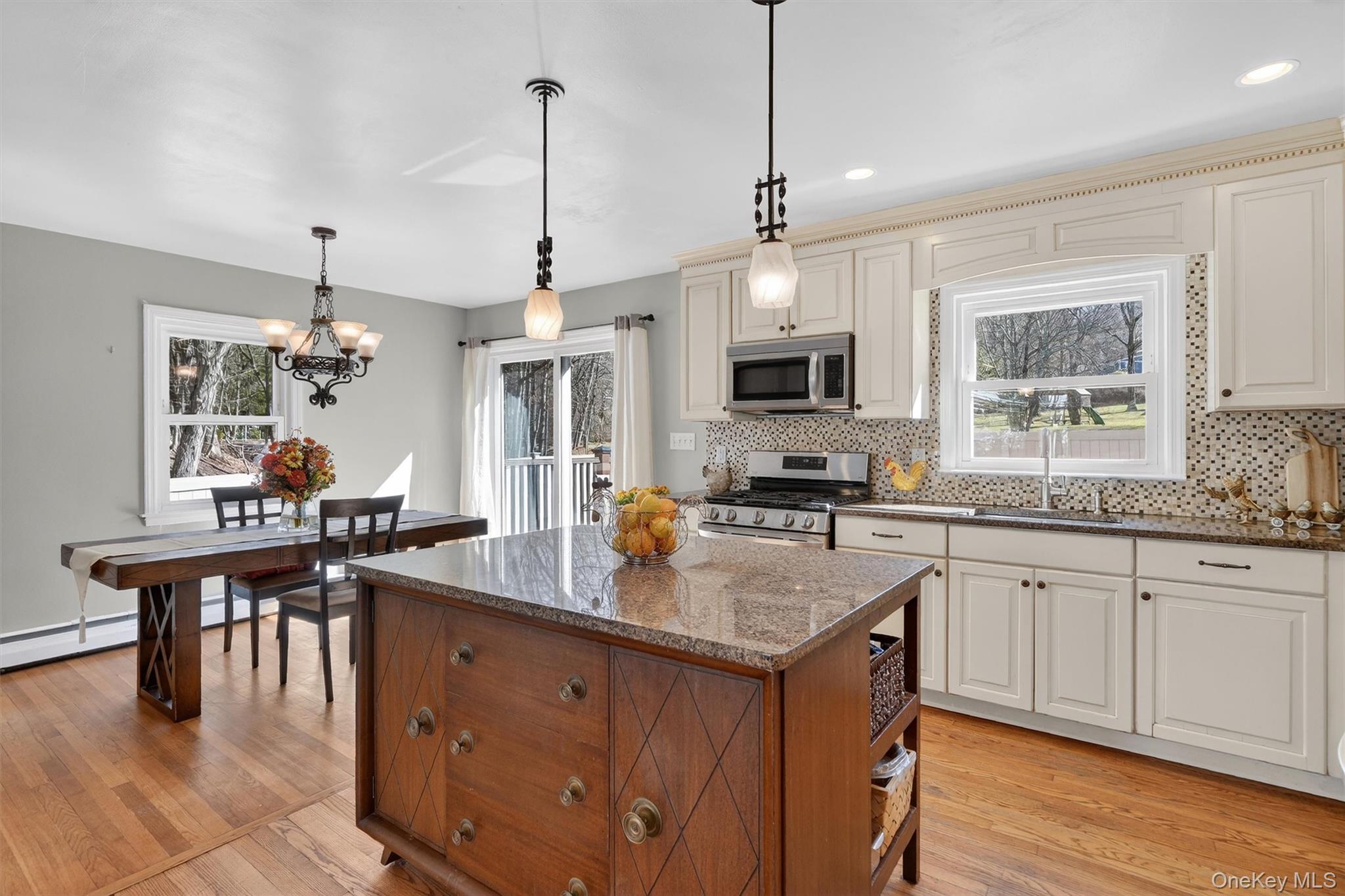 #15 photo, 82 Taxter Road, Irvington , NY 10533