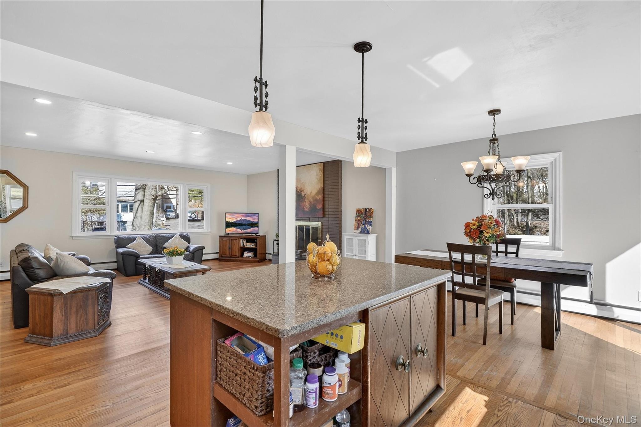 #16 photo, 82 Taxter Road, Irvington , NY 10533