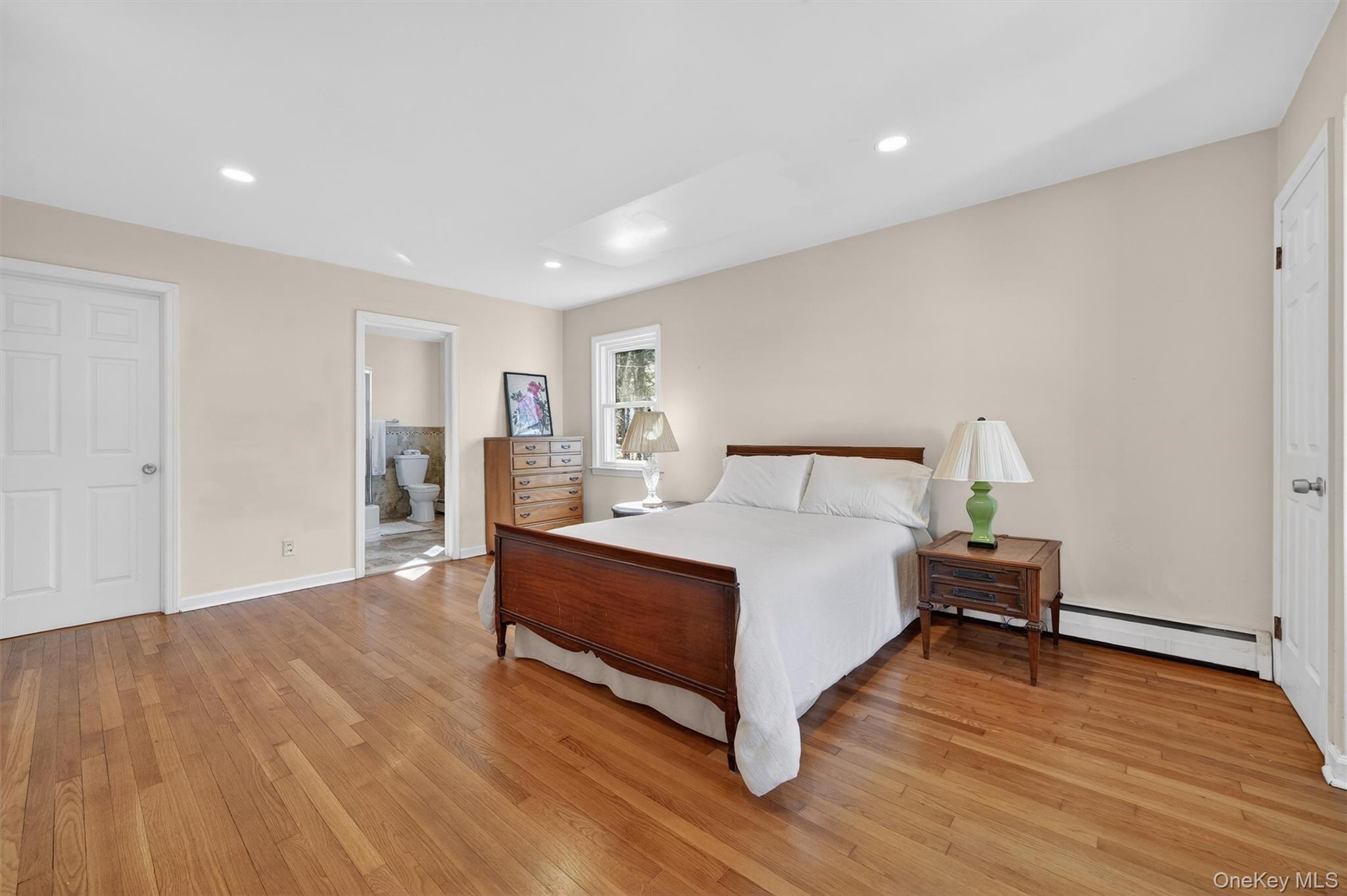 #20 photo, 82 Taxter Road, Irvington , NY 10533