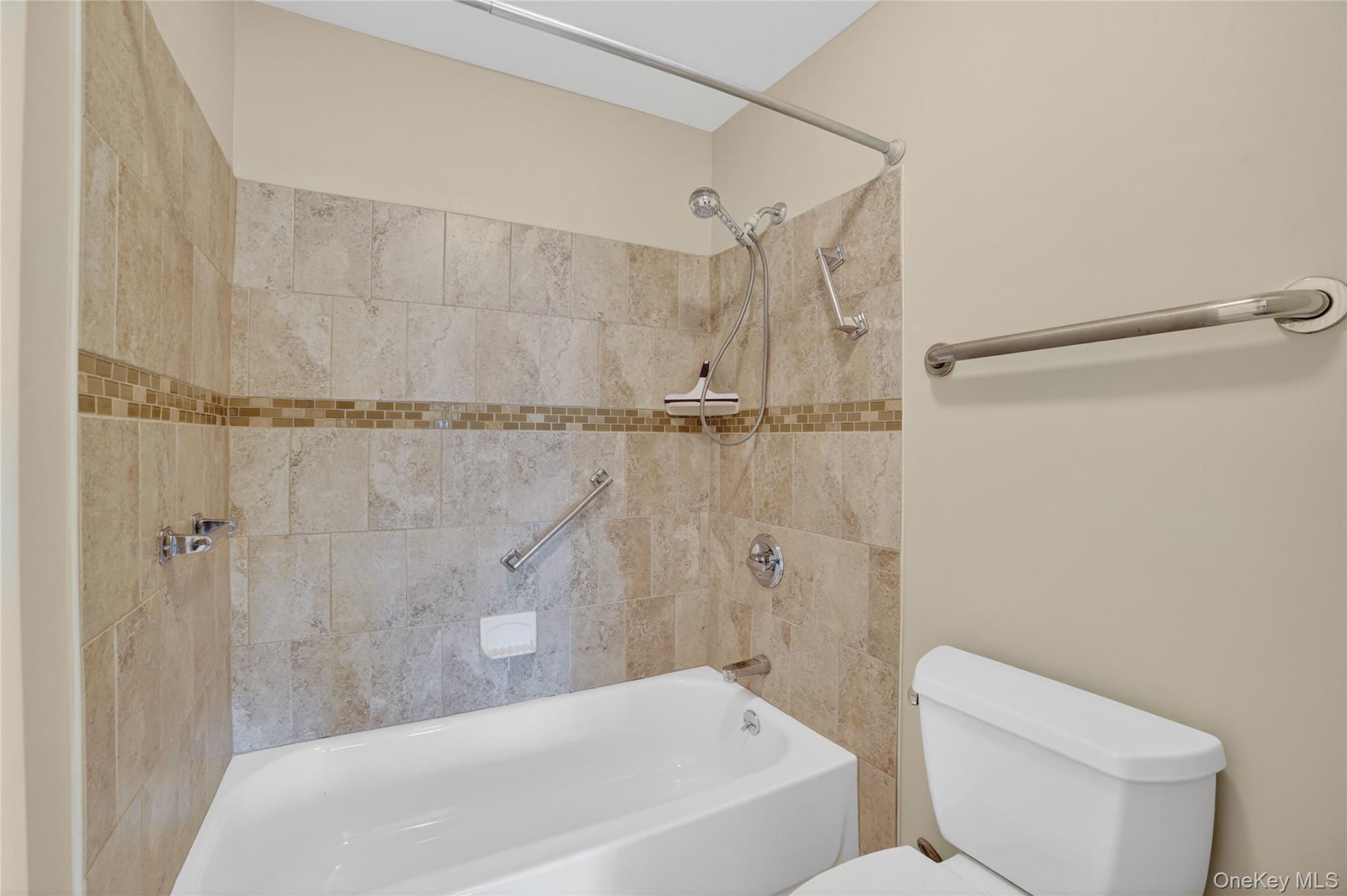 #20 photo, 130G Columbia Court, Yorktown Heights , NY 10598