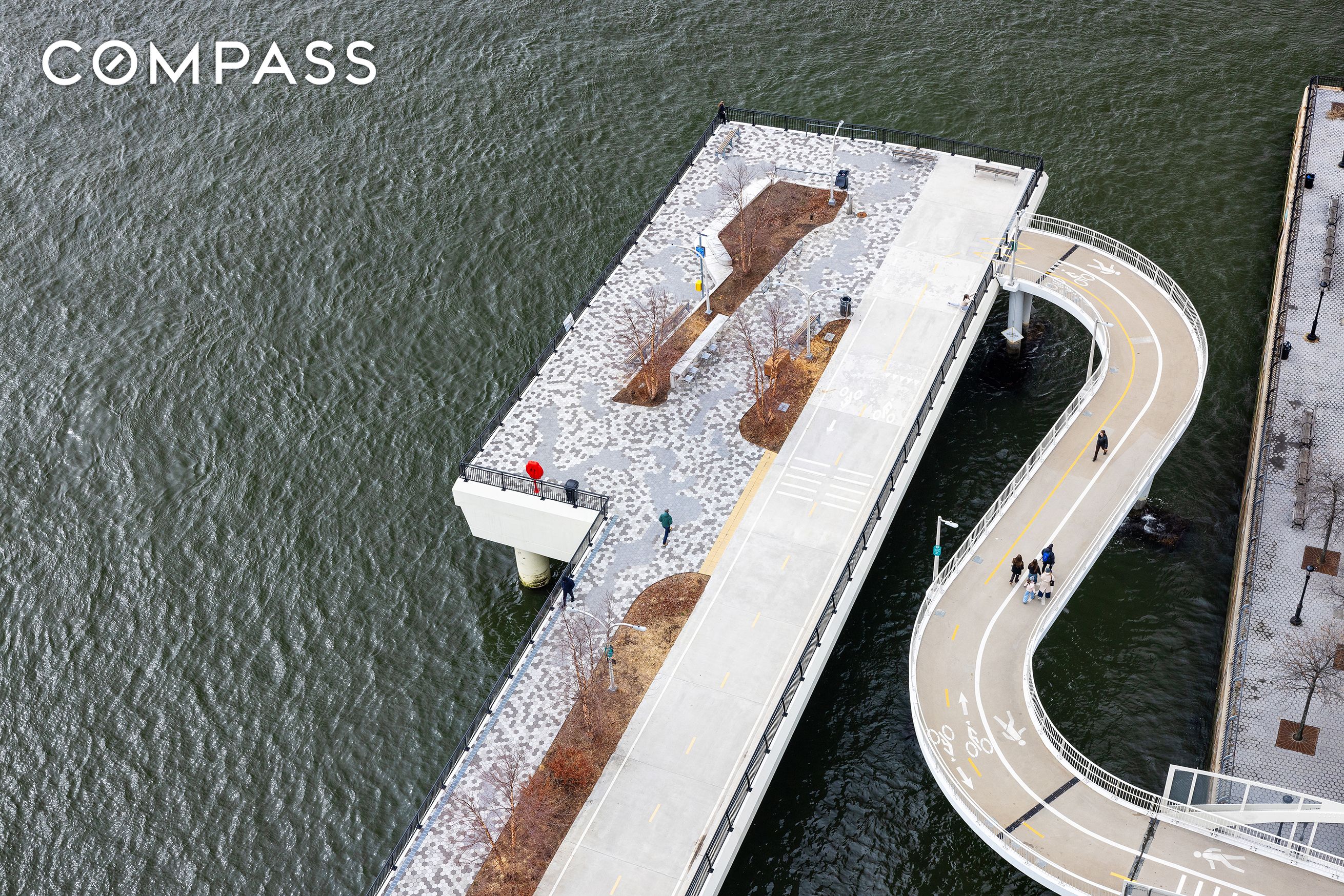 #19 photo, 45 Sutton Place S, Sutton Place , NY 10022