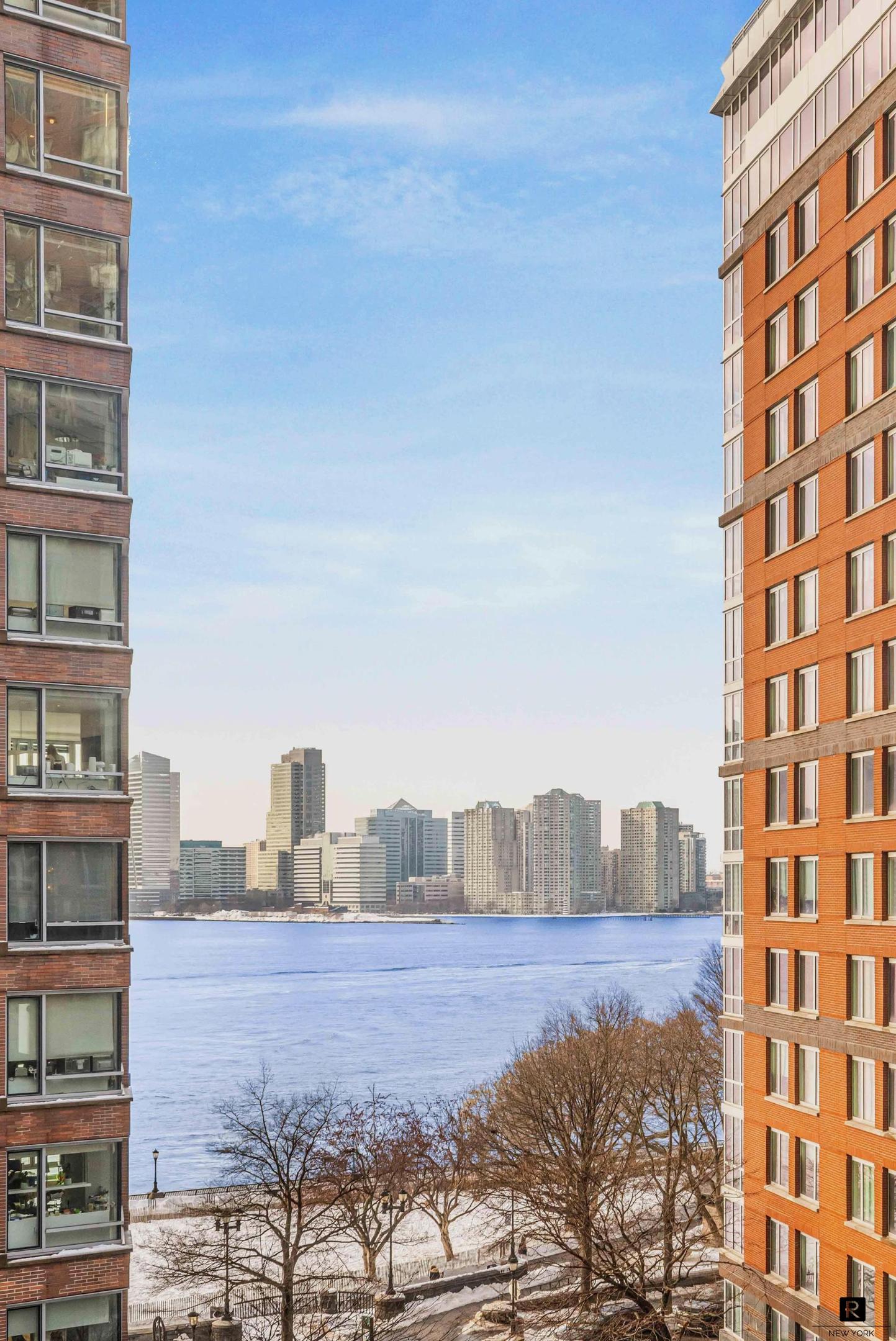 #6 photo, 2 River Terrace, Battery Park City , NY 10282