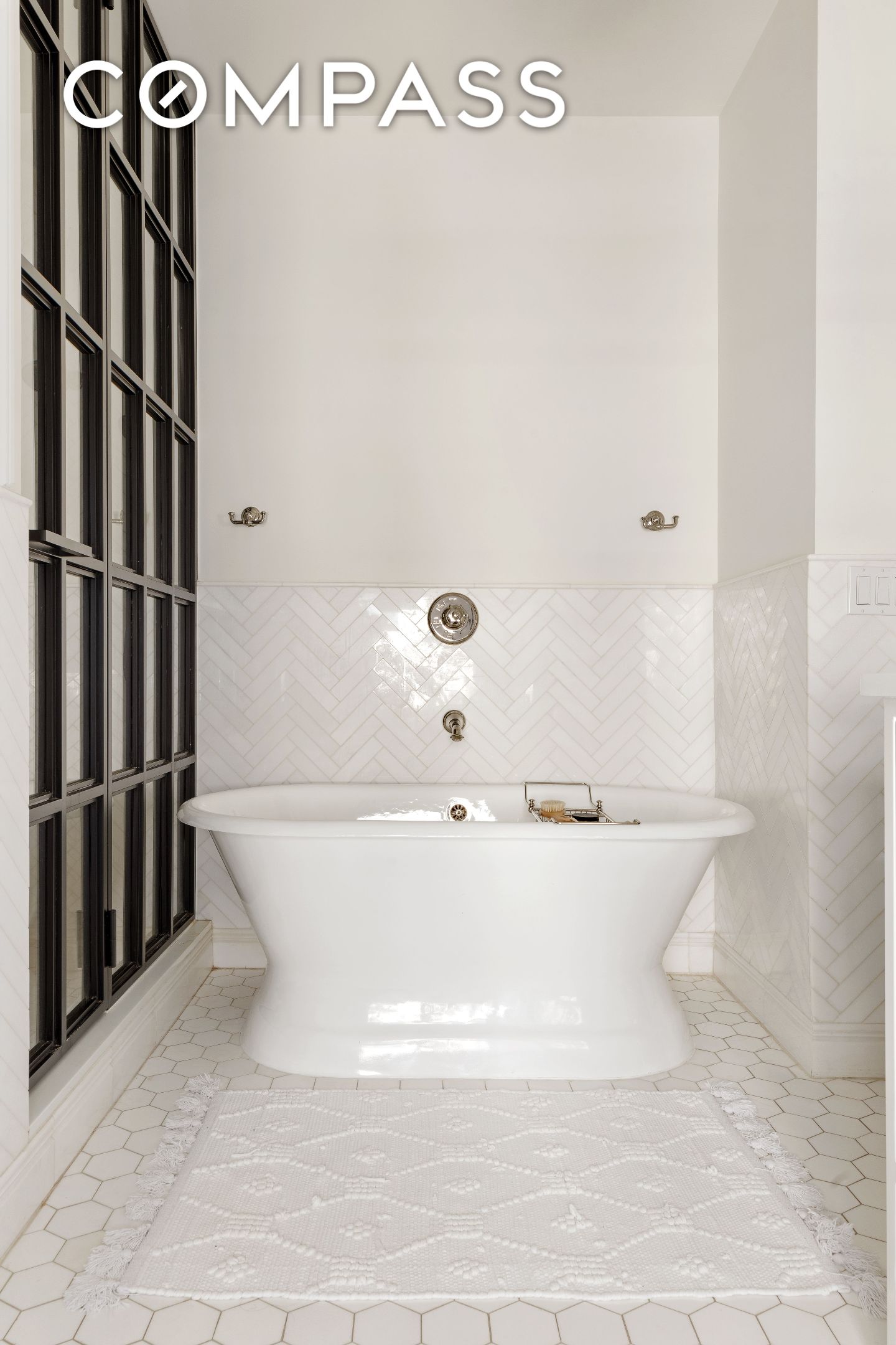 #13 photo, 176 W 87th Street, Upper West Side , NY 10024