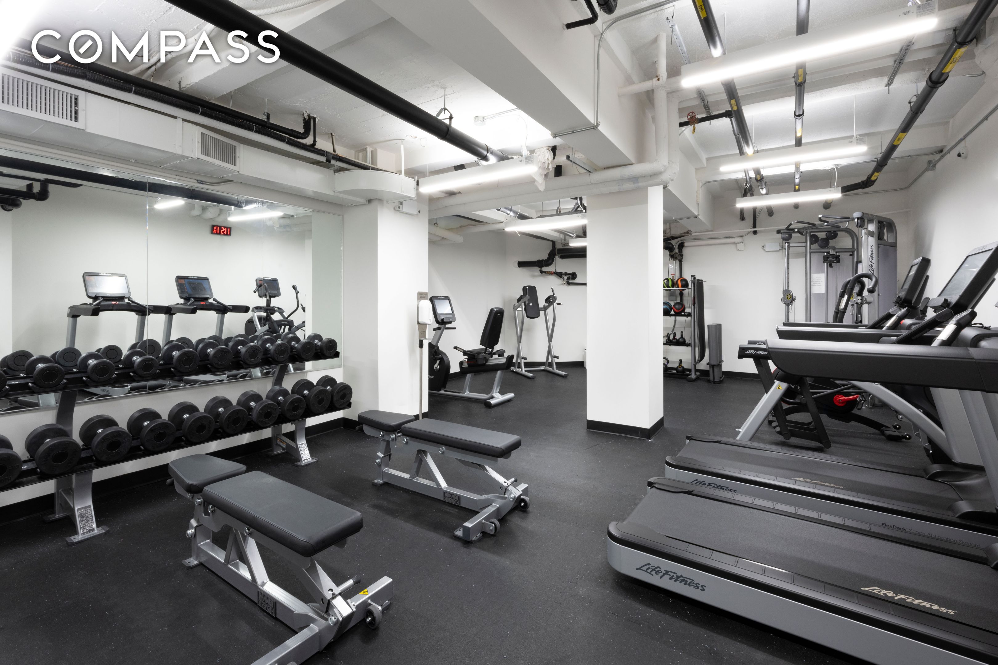 #16 photo, 176 W 87th Street, Upper West Side , NY 10024