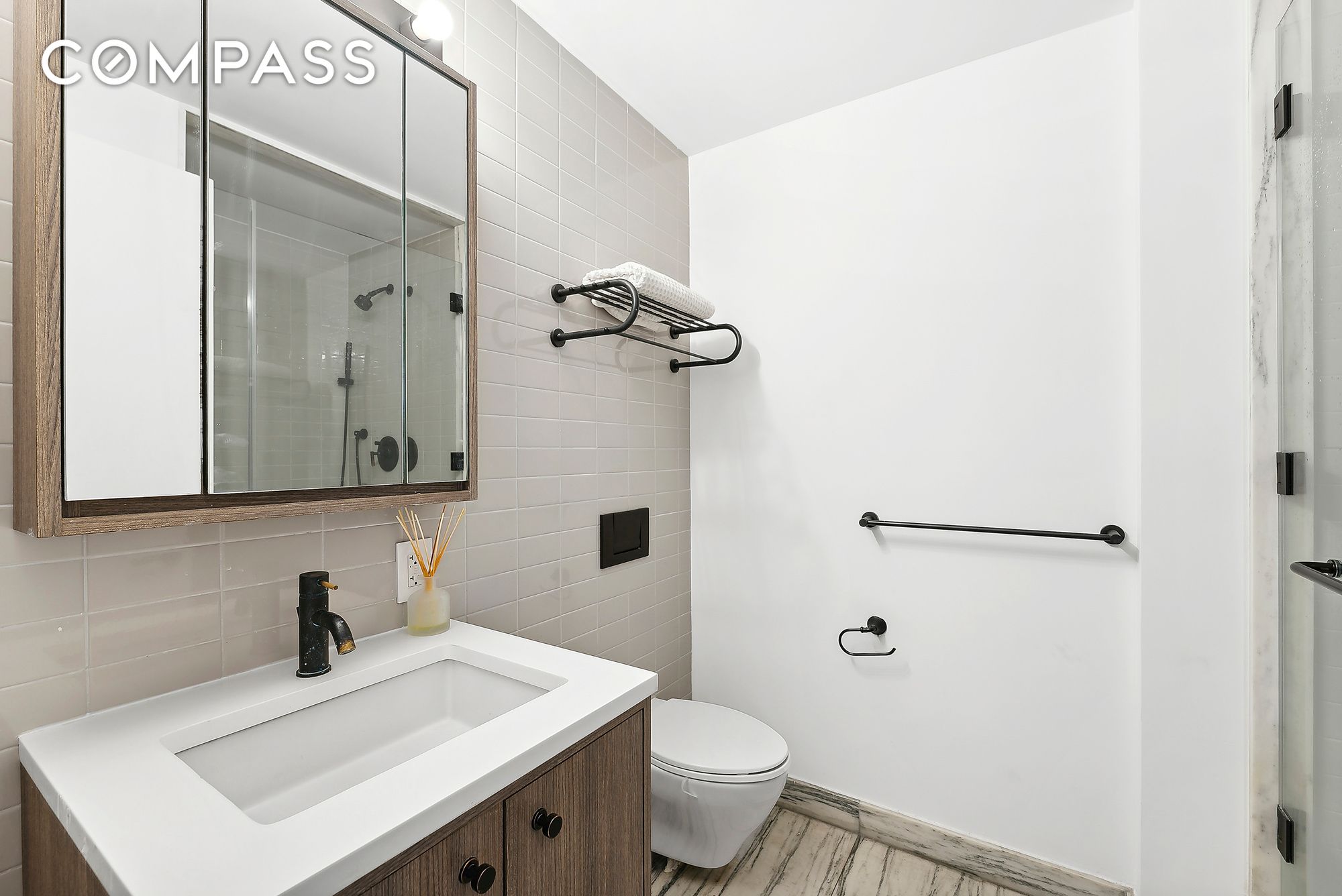 #8 photo, 175 W 95th Street, Upper West Side , NY 10025