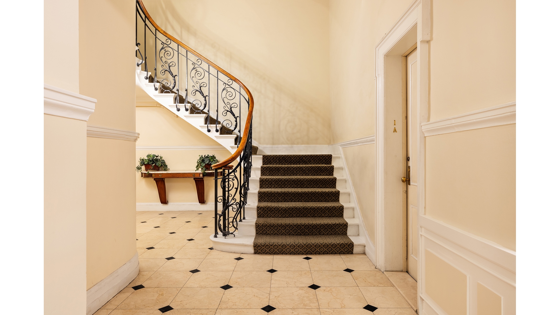 #7 photo, 20 E 84TH Street, Upper East Side , NY 10028